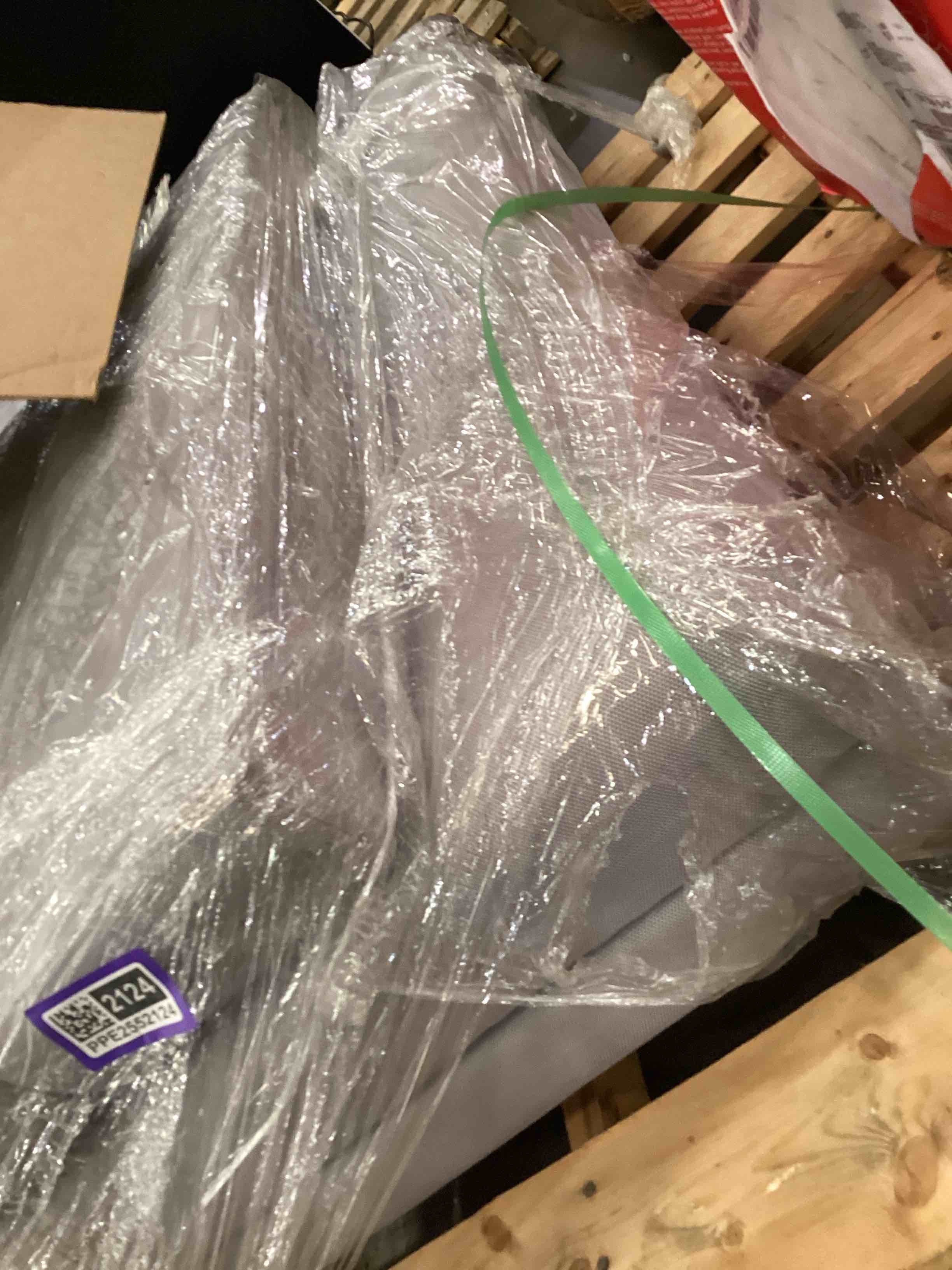 https://s3.amazonaws.com/lotting-images-prod/bidfta/PPE2552124_1753122676014.jpeg