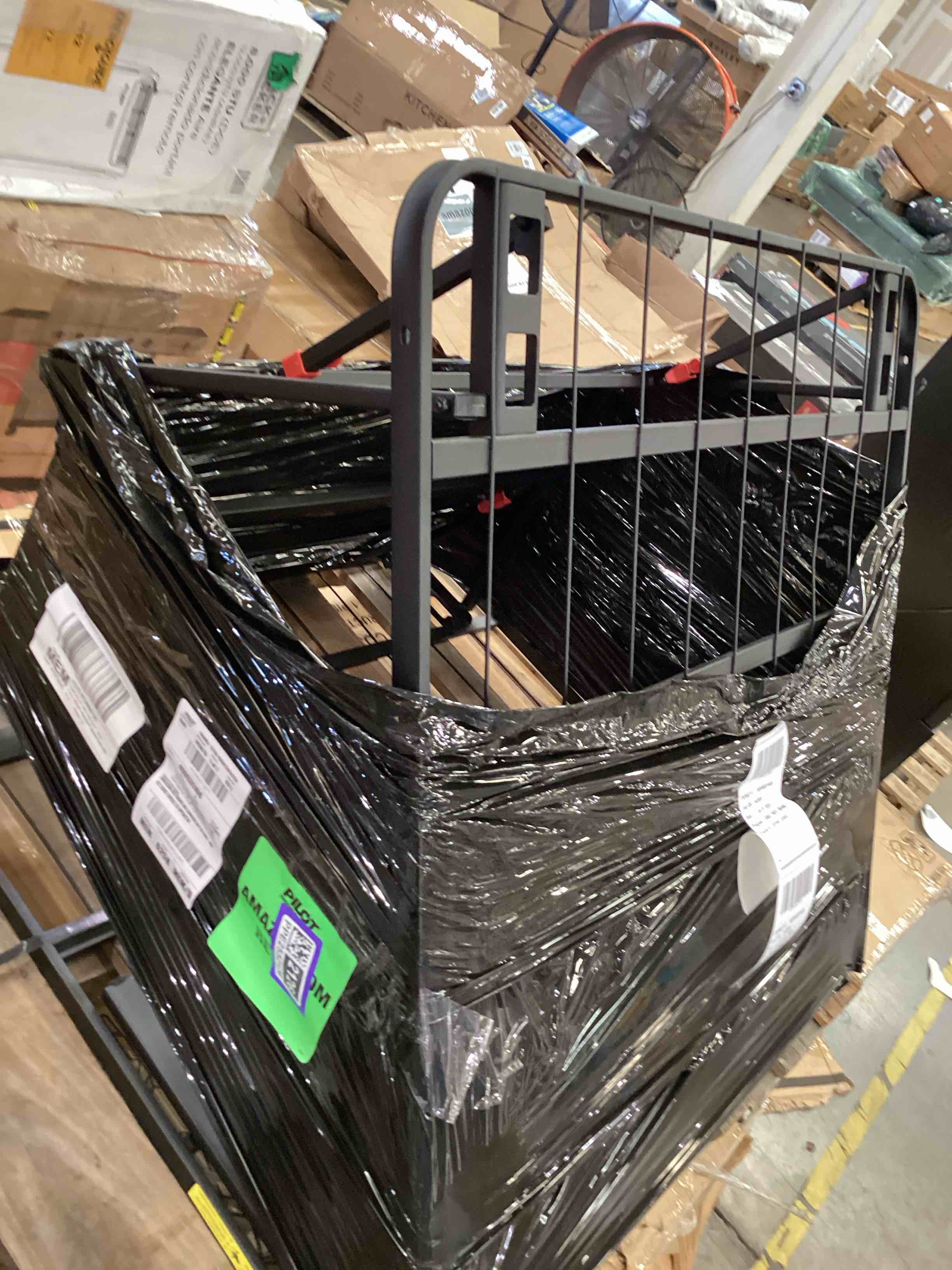 metal fold out bed frame base, incomplete 