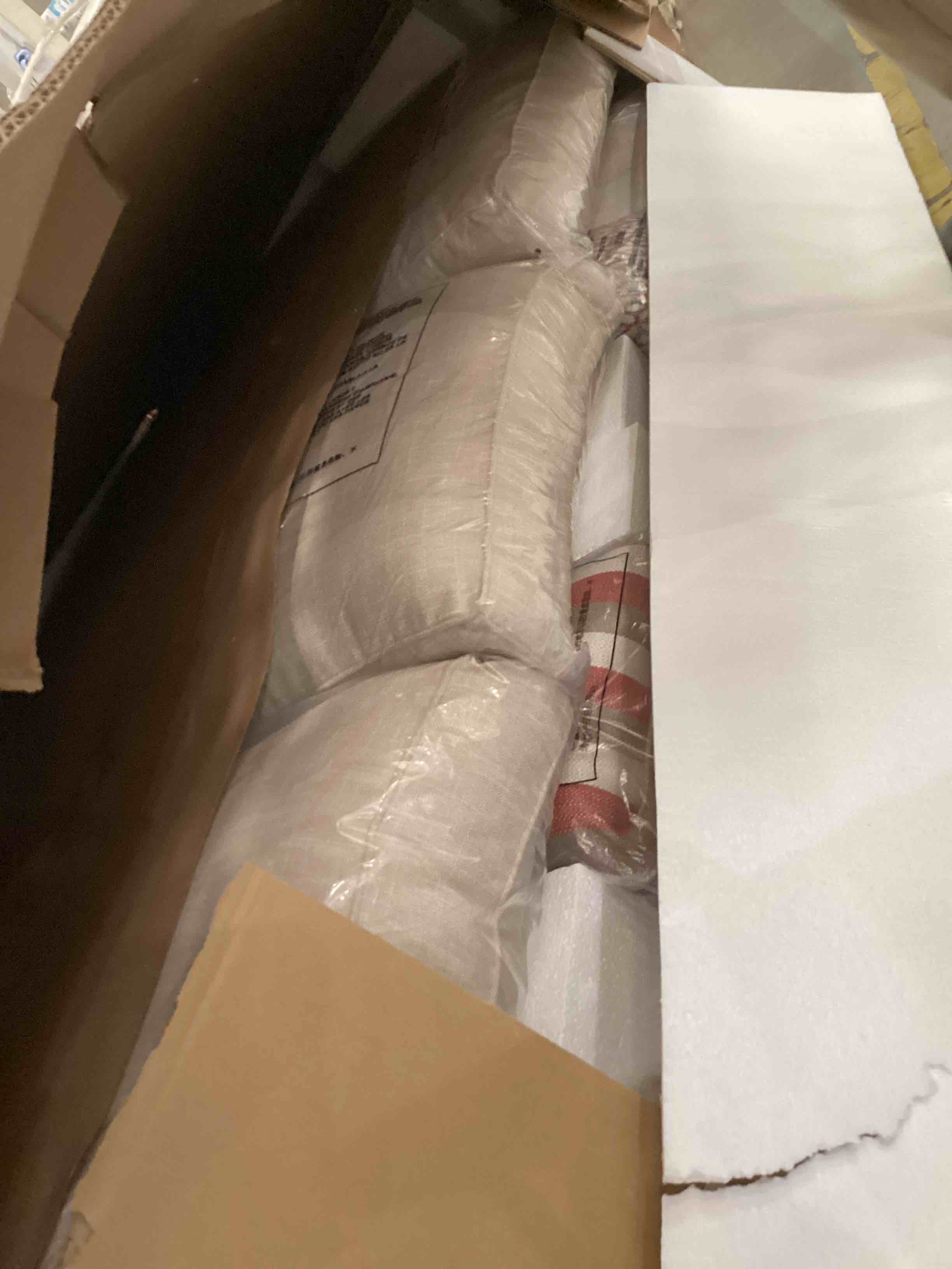 https://s3.amazonaws.com/lotting-images-prod/bidfta/PPE2552127_1753123076523.jpeg