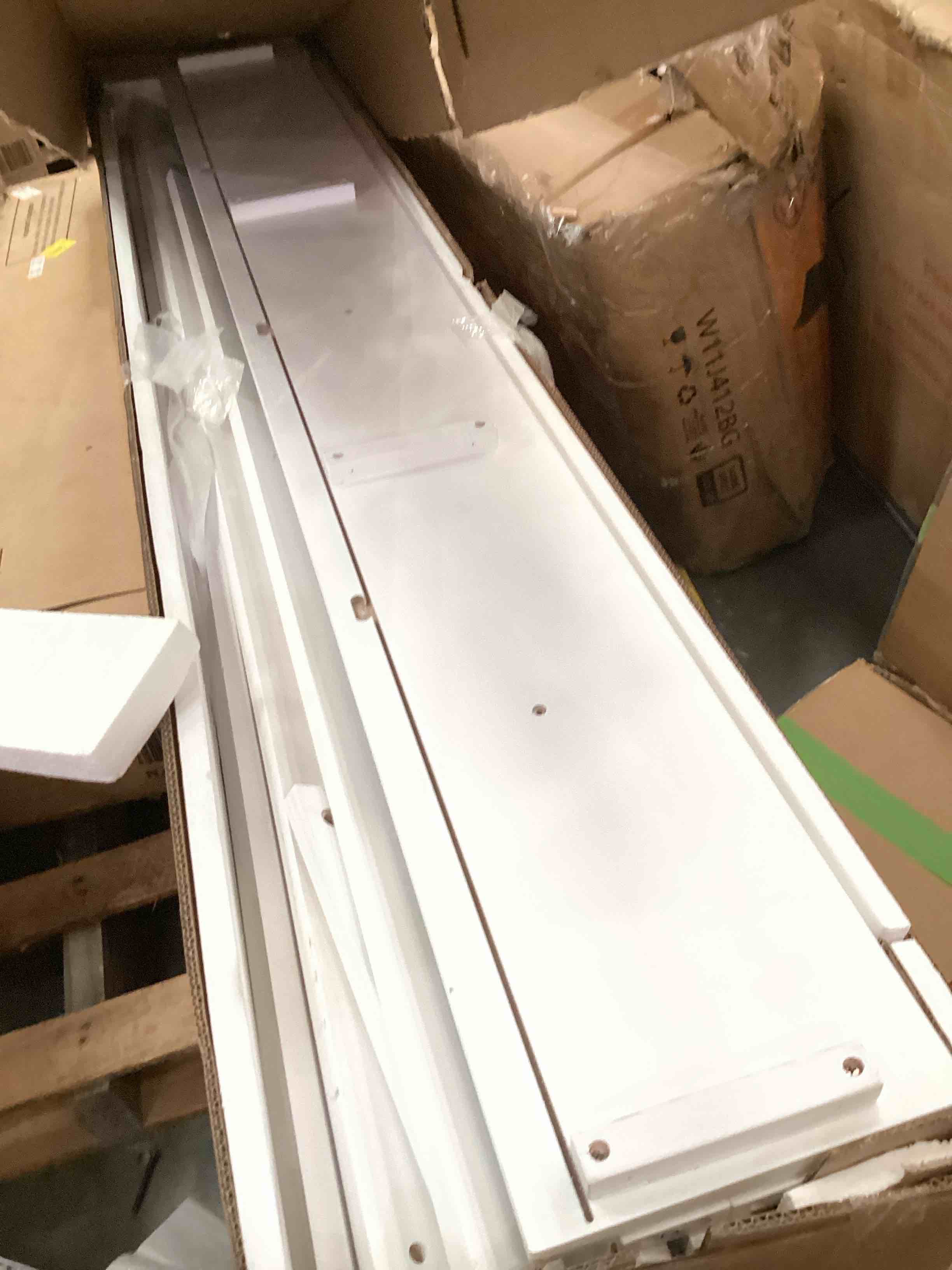 https://s3.amazonaws.com/lotting-images-prod/bidfta/PPE2552142_1753125008474.jpeg