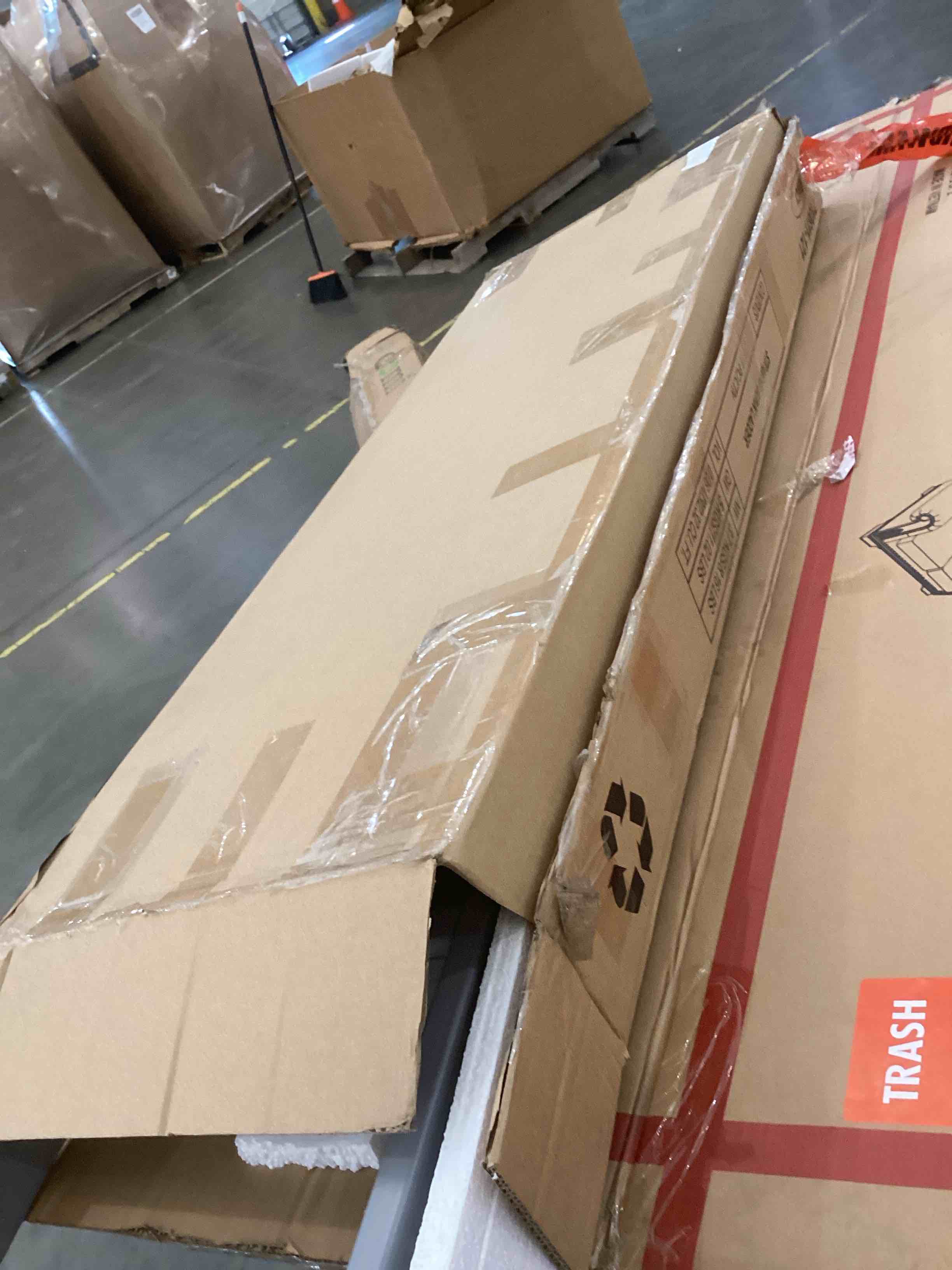 https://s3.amazonaws.com/lotting-images-prod/bidfta/PPE2552210_1753192839926.jpeg