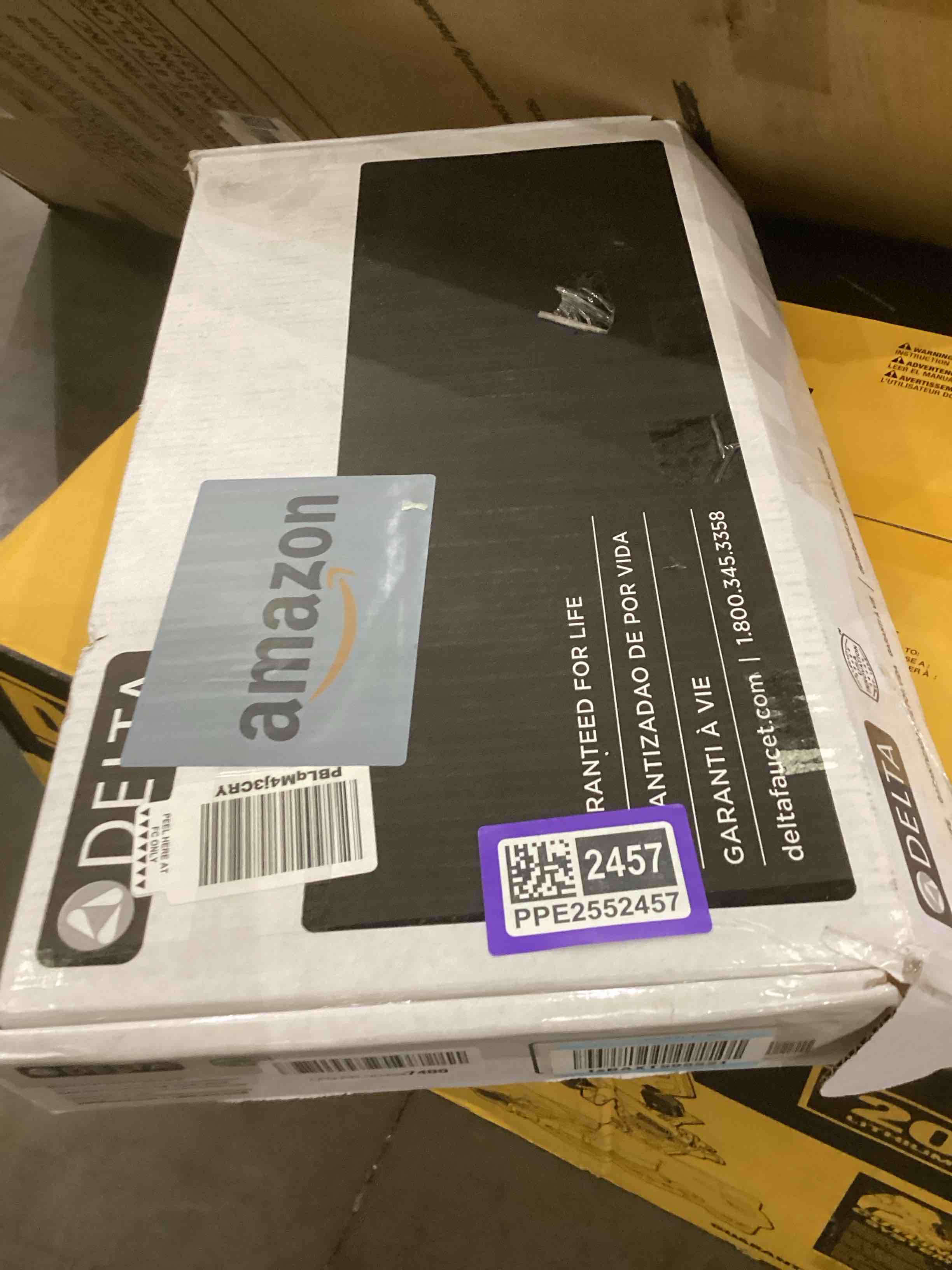 https://s3.amazonaws.com/lotting-images-prod/bidfta/PPE2552457_1753209084383.jpeg