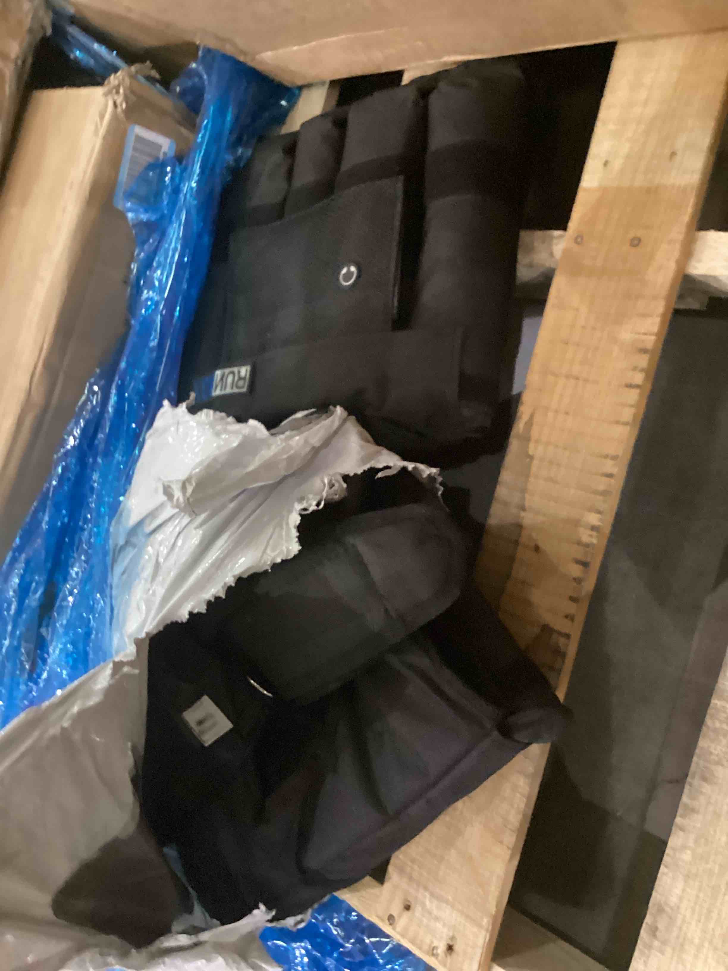 https://s3.amazonaws.com/lotting-images-prod/bidfta/PPE2552464_1753209421329.jpeg