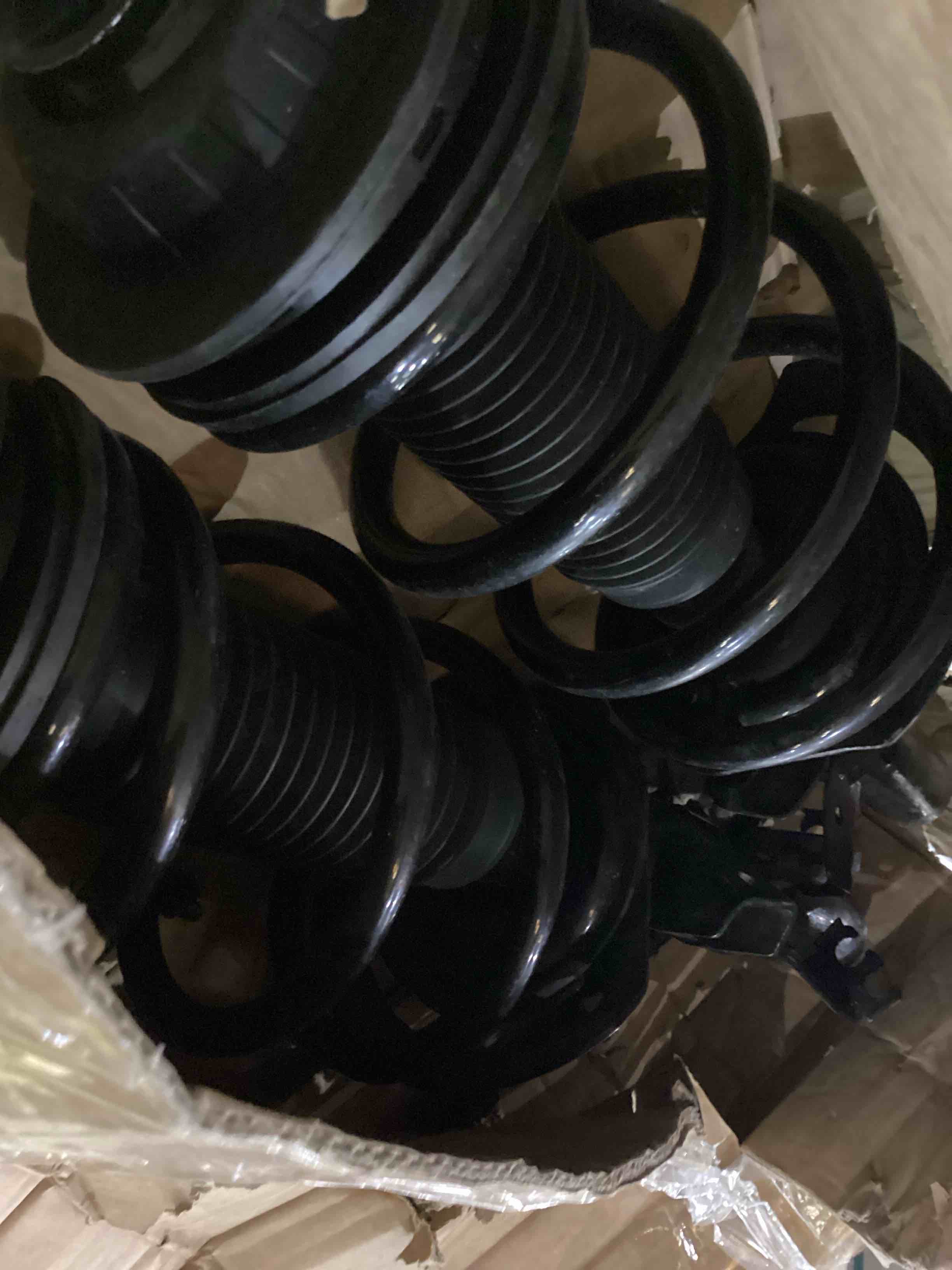 https://s3.amazonaws.com/lotting-images-prod/bidfta/PPE2553047_1753365027123.jpeg
