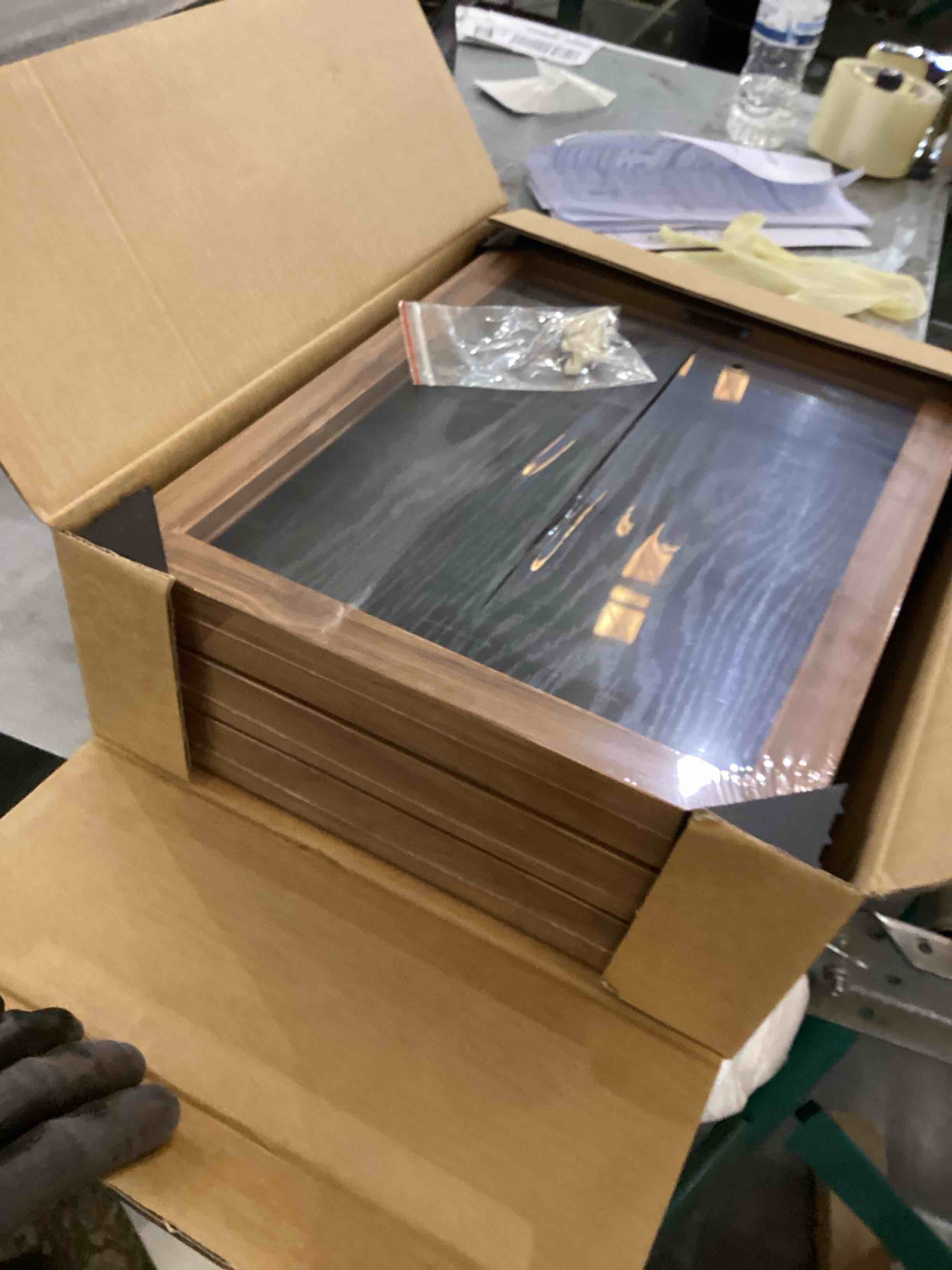 https://s3.amazonaws.com/lotting-images-prod/bidfta/PPE2553064_1753371690994.jpeg
