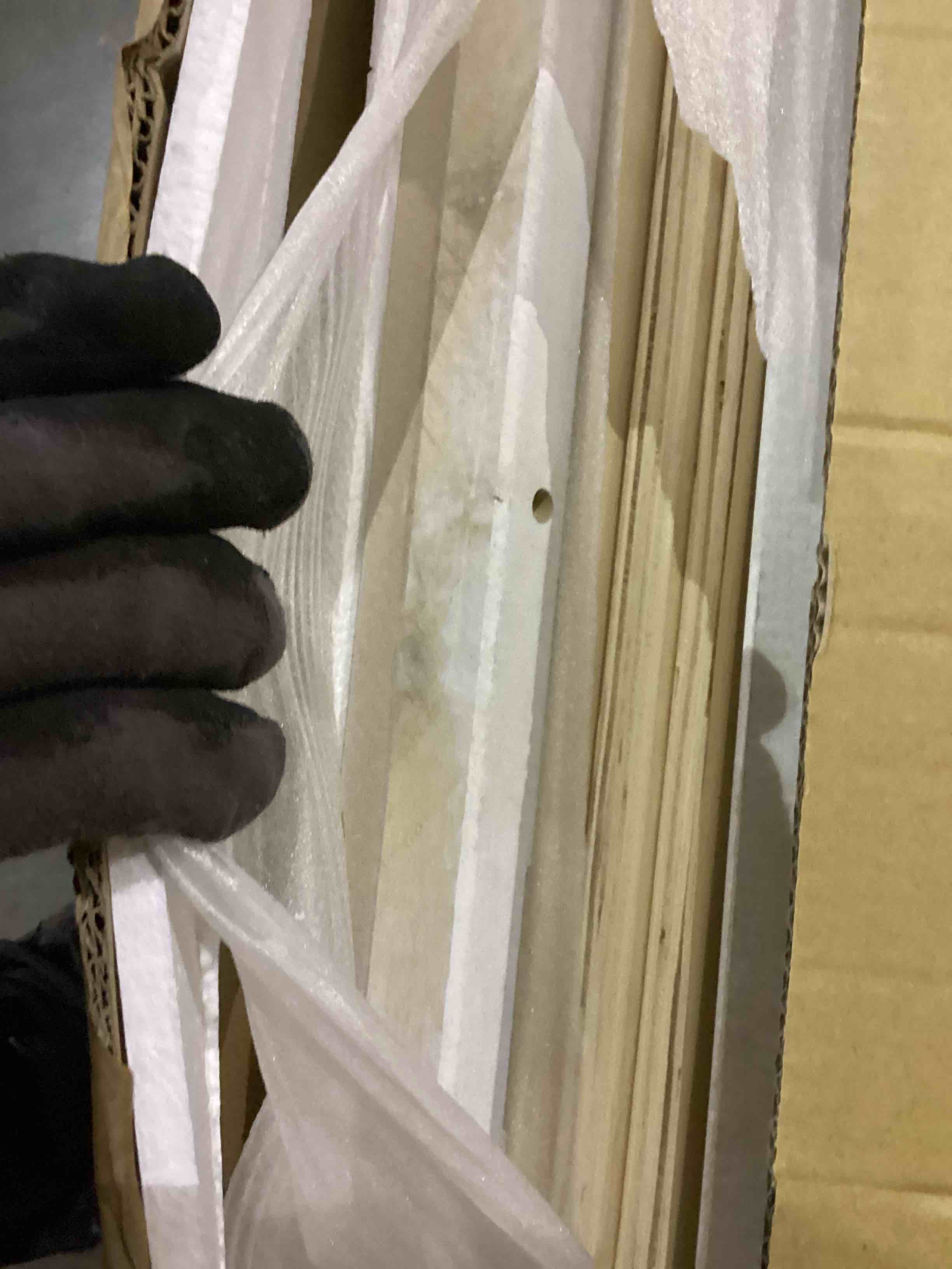 https://s3.amazonaws.com/lotting-images-prod/bidfta/PPE2553096_1753440968715.jpeg