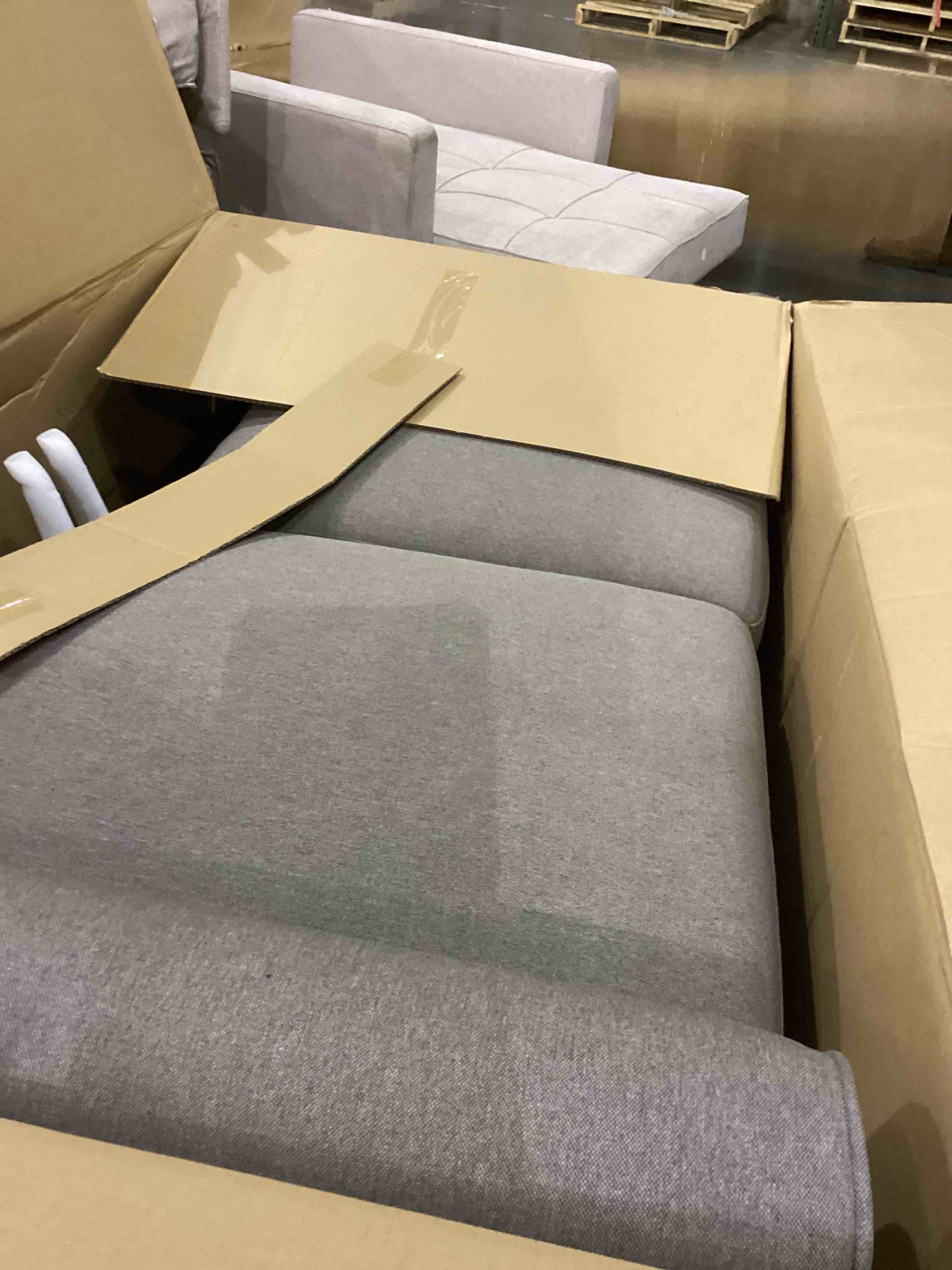 https://s3.amazonaws.com/lotting-images-prod/bidfta/PPE2553109_1753442825989.jpeg
