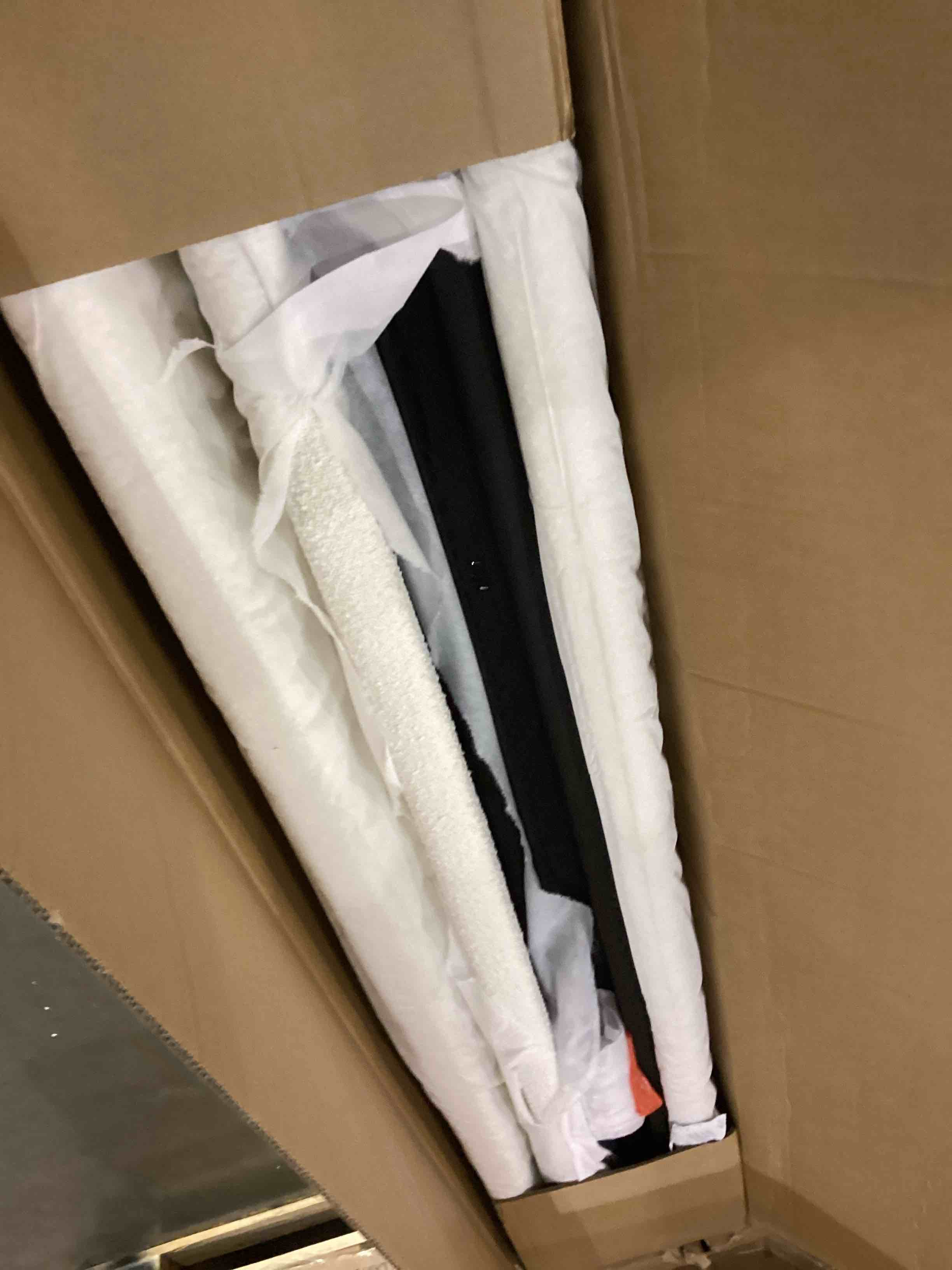 https://s3.amazonaws.com/lotting-images-prod/bidfta/PPE2553117_1753443676391.jpeg