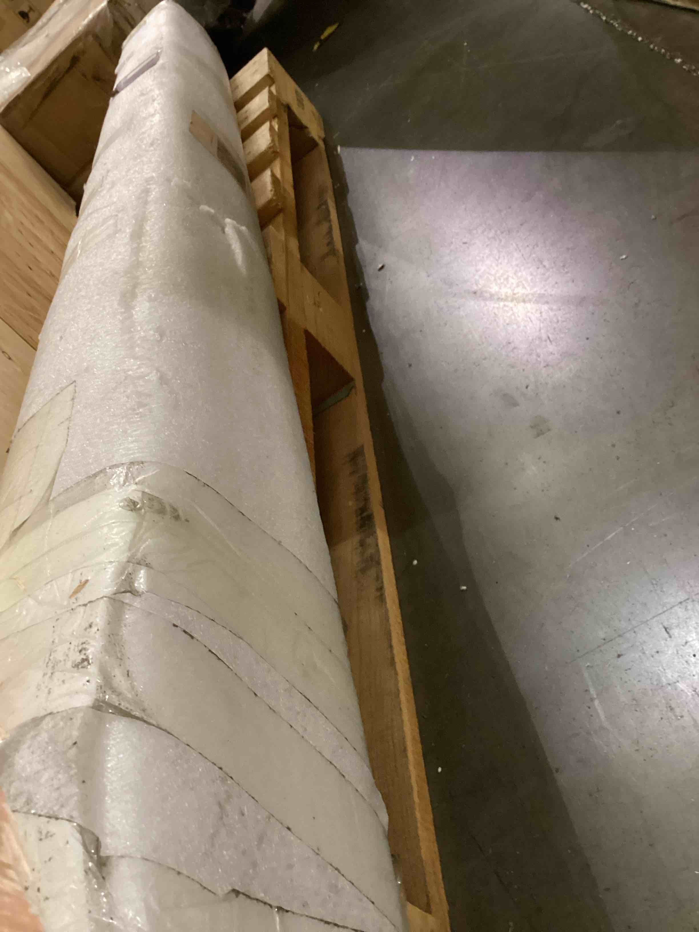 76.B71N Adjustable Height L Shaped desk part, incomplete 