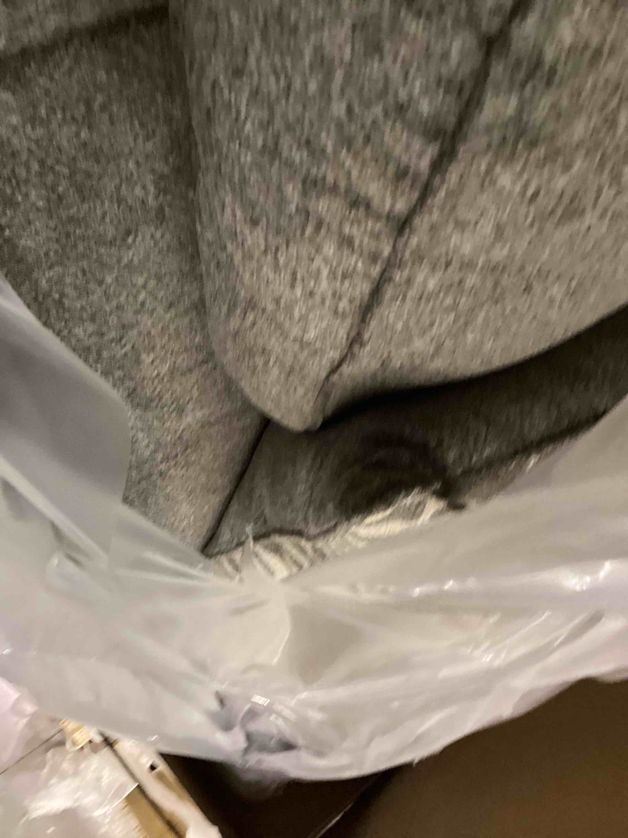 https://s3.amazonaws.com/lotting-images-prod/bidfta/PPE2553153_1753454565494.jpeg
