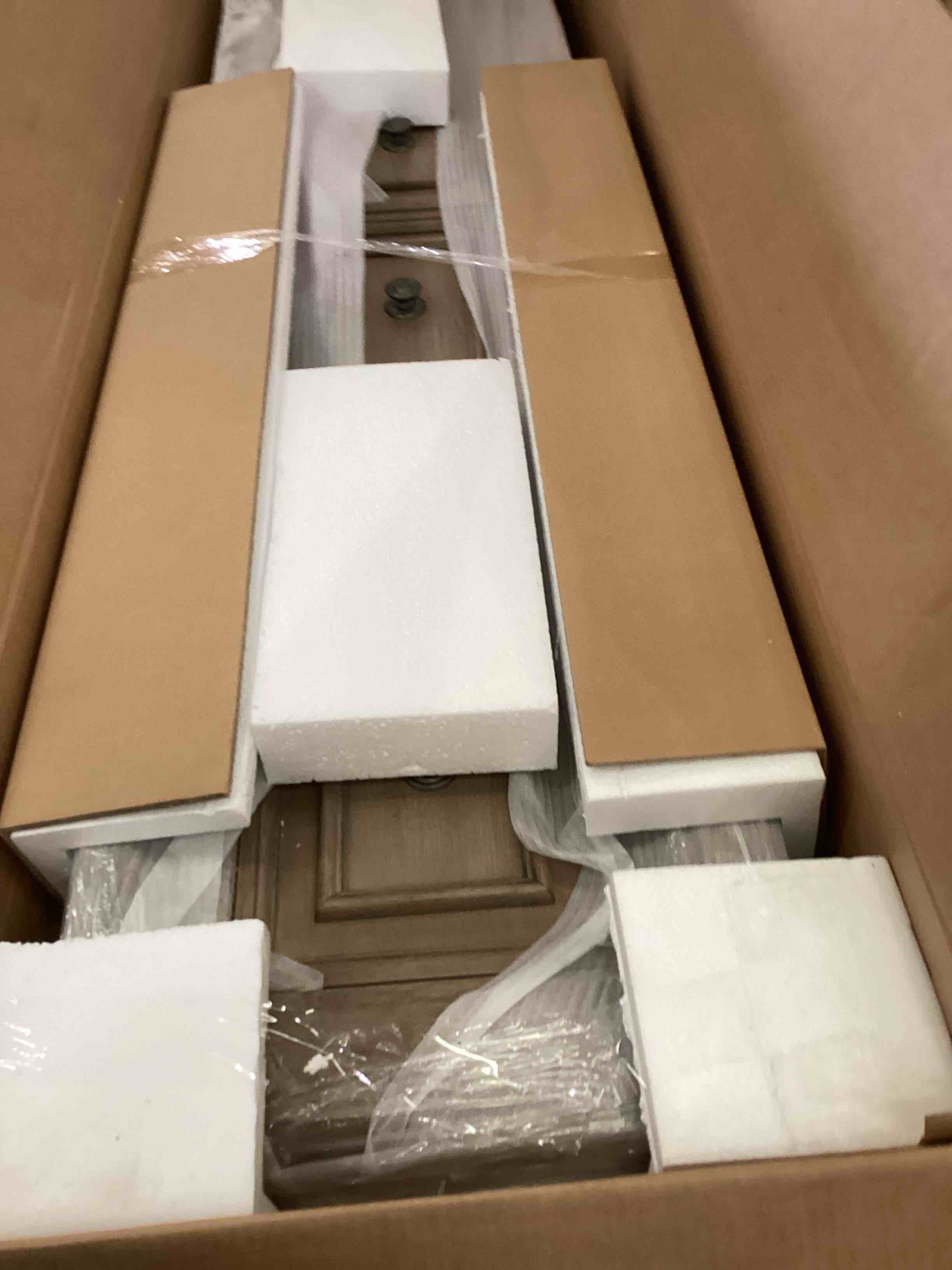 https://s3.amazonaws.com/lotting-images-prod/bidfta/PPE2553185_1753464138546.jpeg