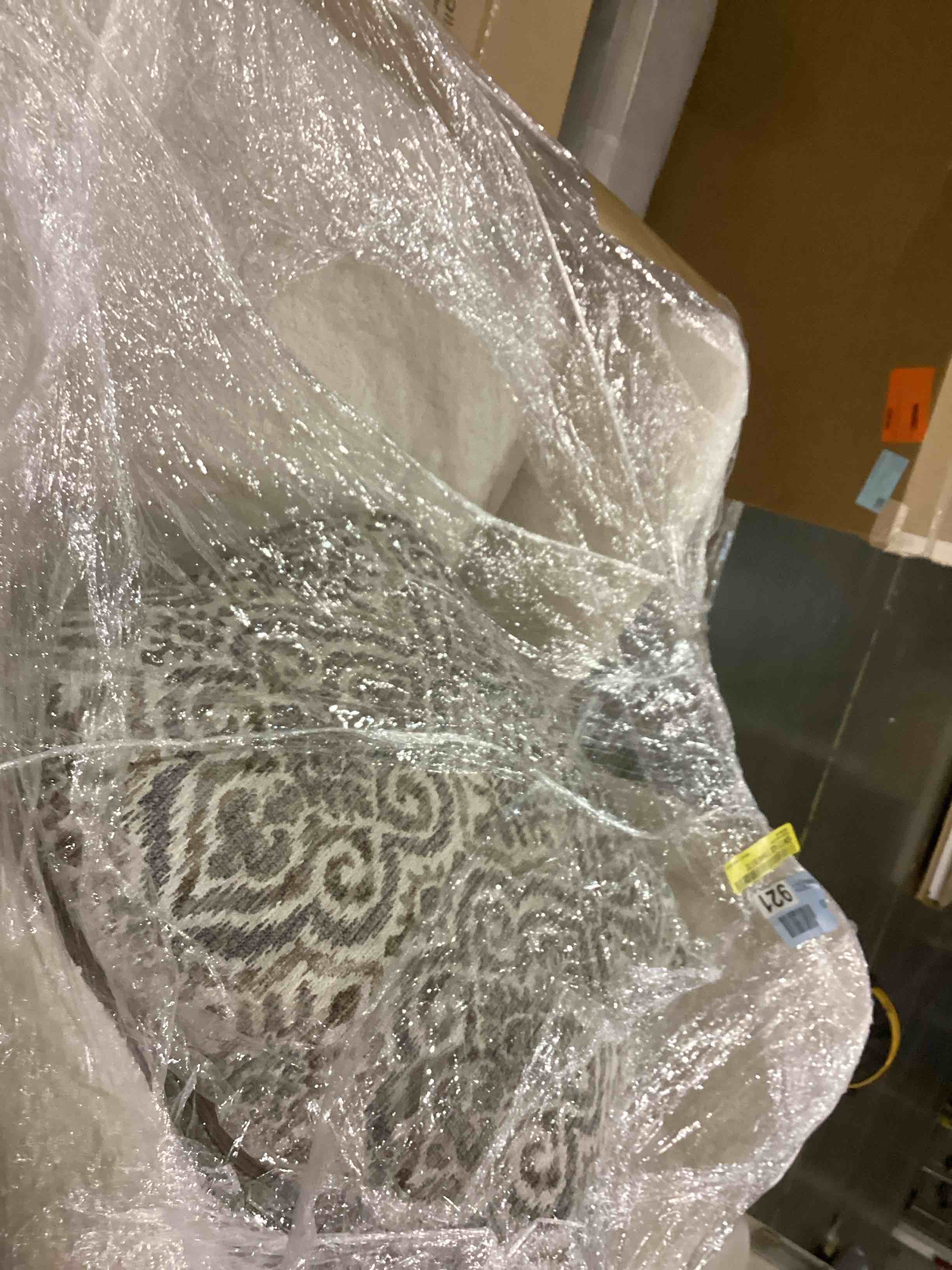 https://s3.amazonaws.com/lotting-images-prod/bidfta/PPE2553202_1753697662549.jpeg