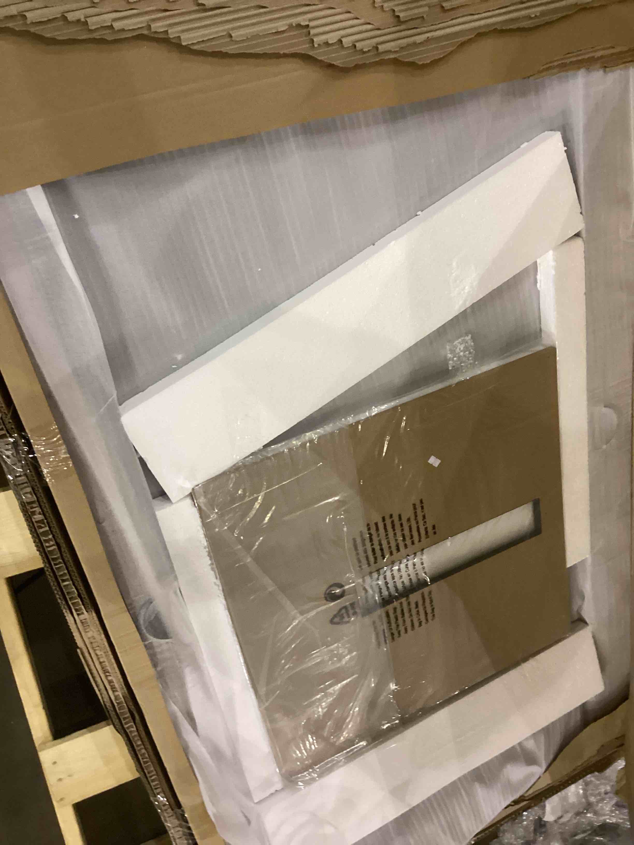 https://s3.amazonaws.com/lotting-images-prod/bidfta/PPE2553214_1753699298780.jpeg