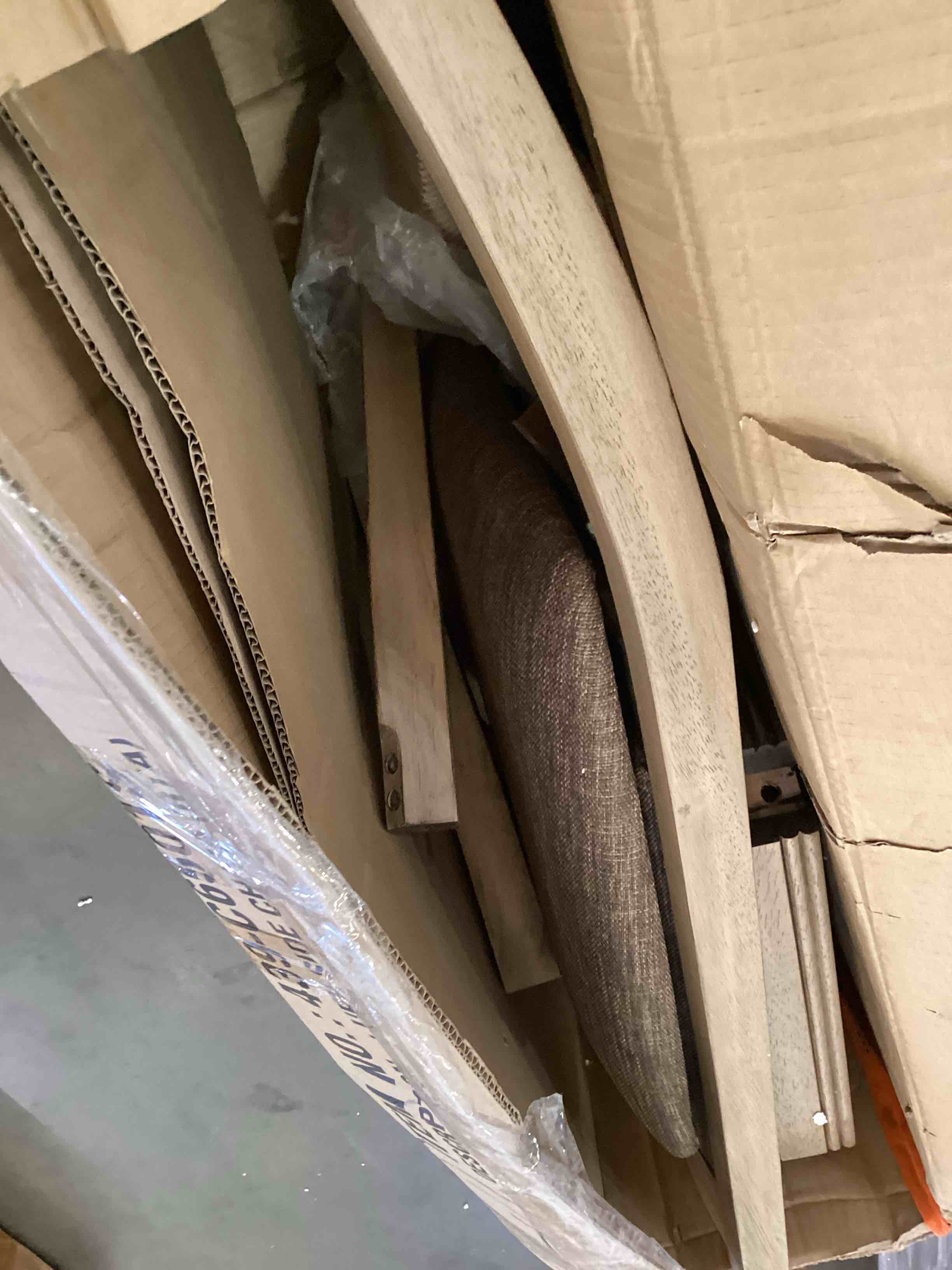 https://s3.amazonaws.com/lotting-images-prod/bidfta/PPE2553915_1753804062047.jpeg