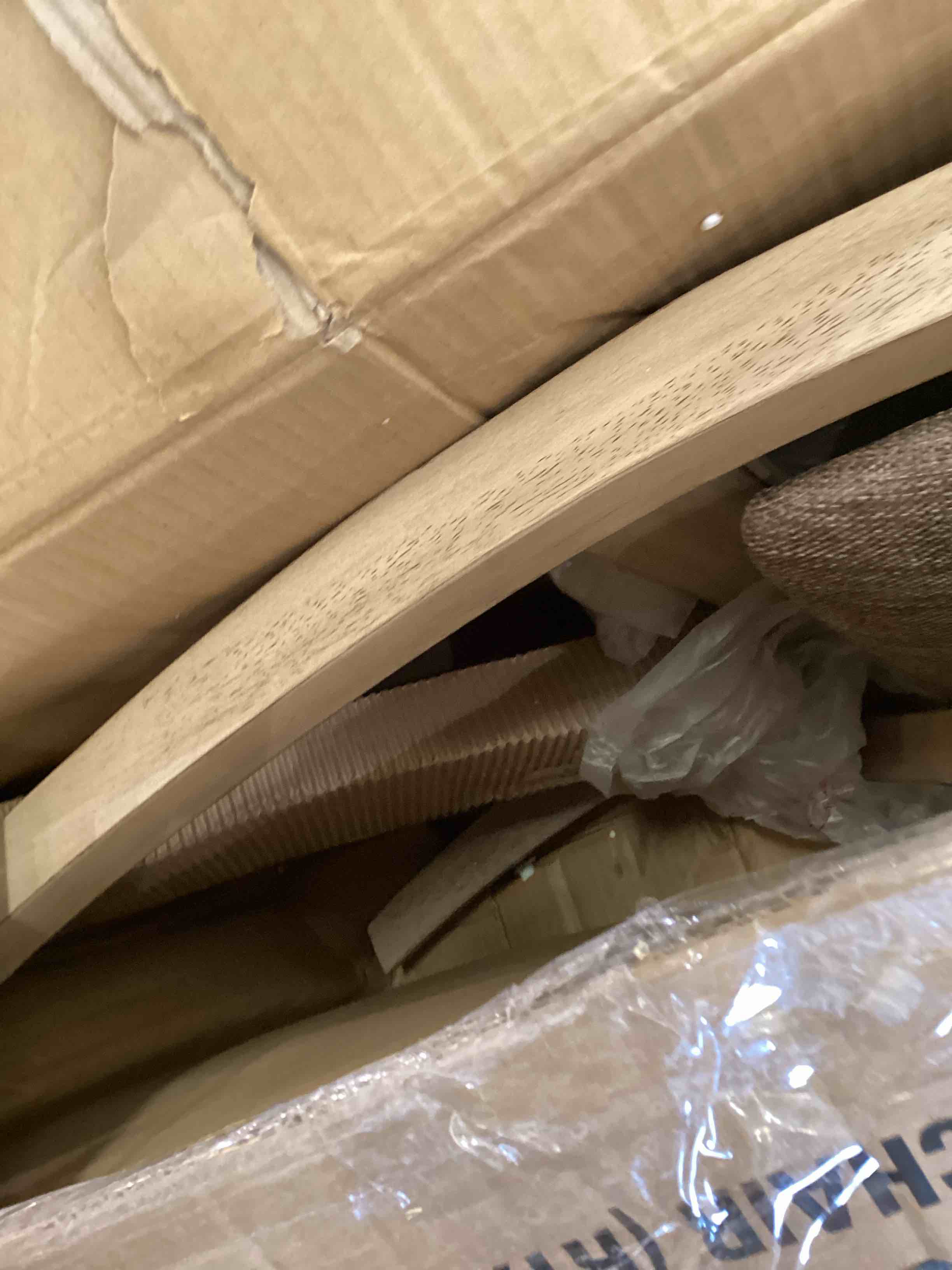 https://s3.amazonaws.com/lotting-images-prod/bidfta/PPE2553915_1753804064167.jpeg