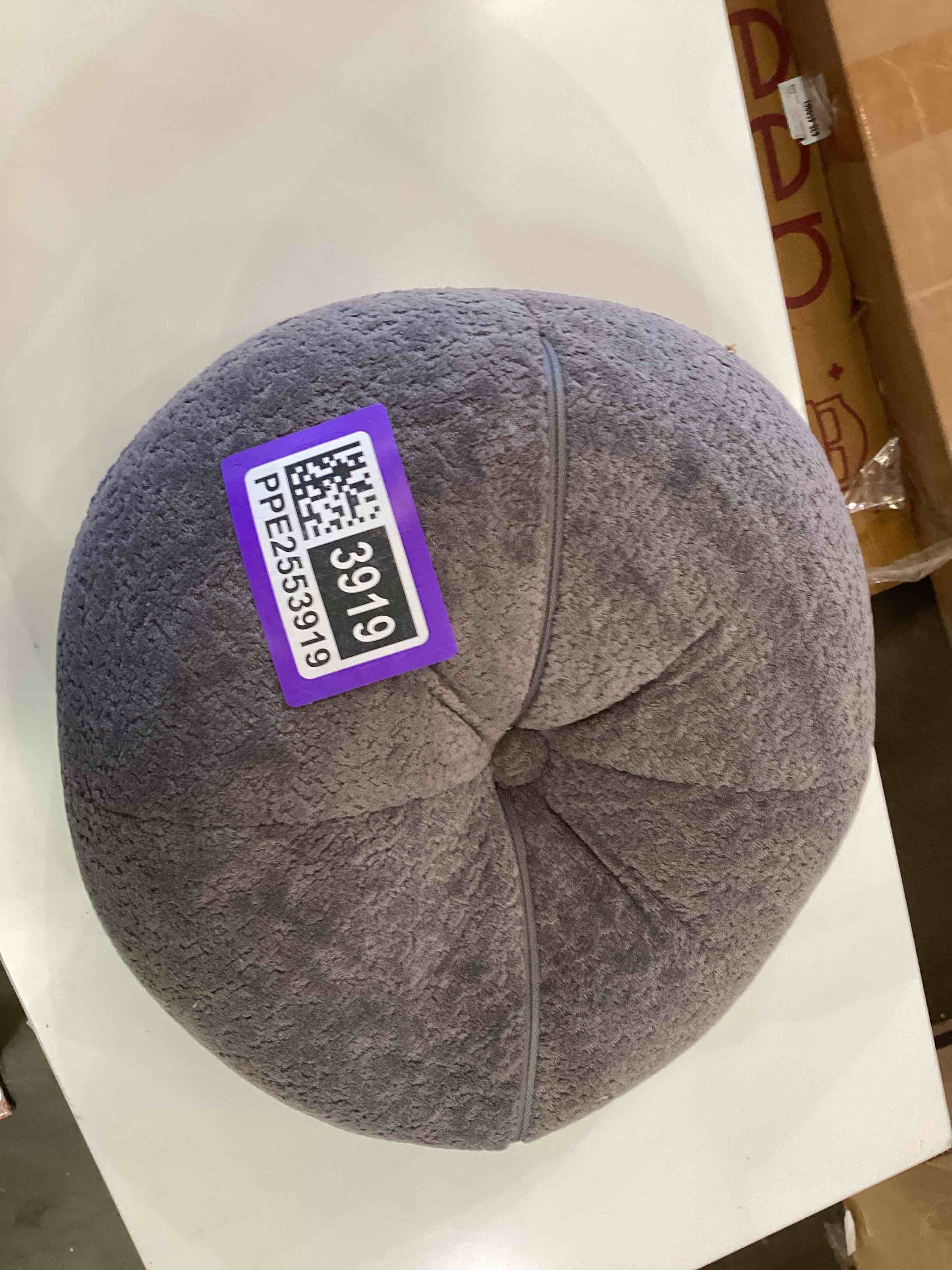 lil’pillow,grey