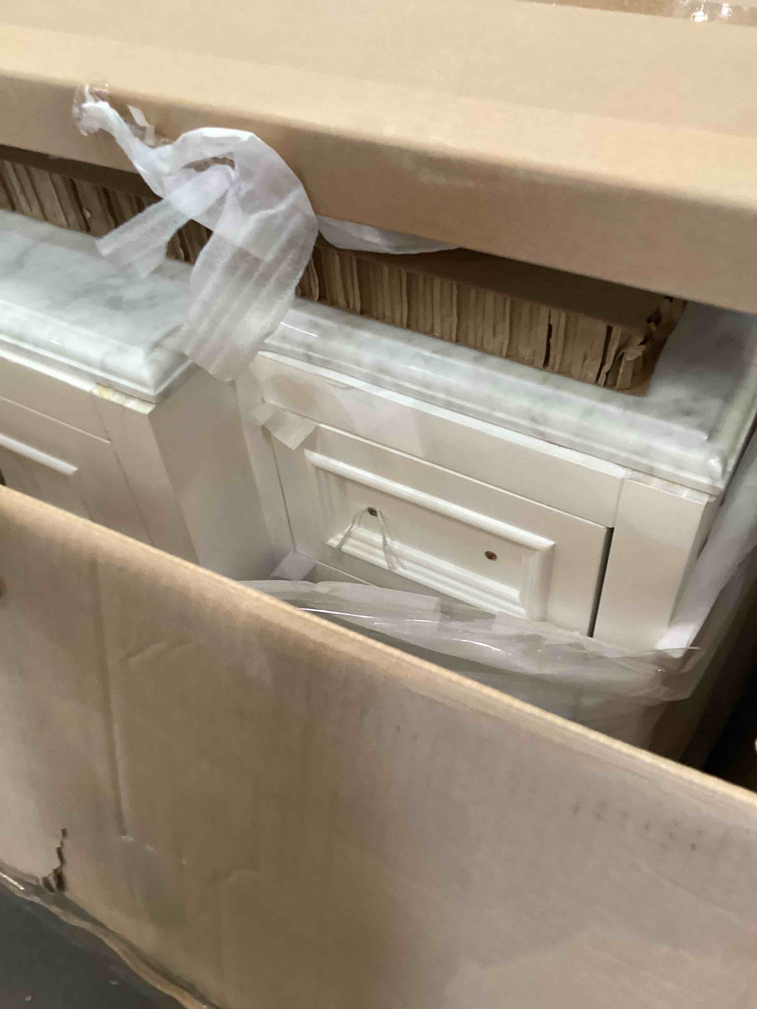 https://s3.amazonaws.com/lotting-images-prod/bidfta/PPE2553950_1753811959521.jpeg