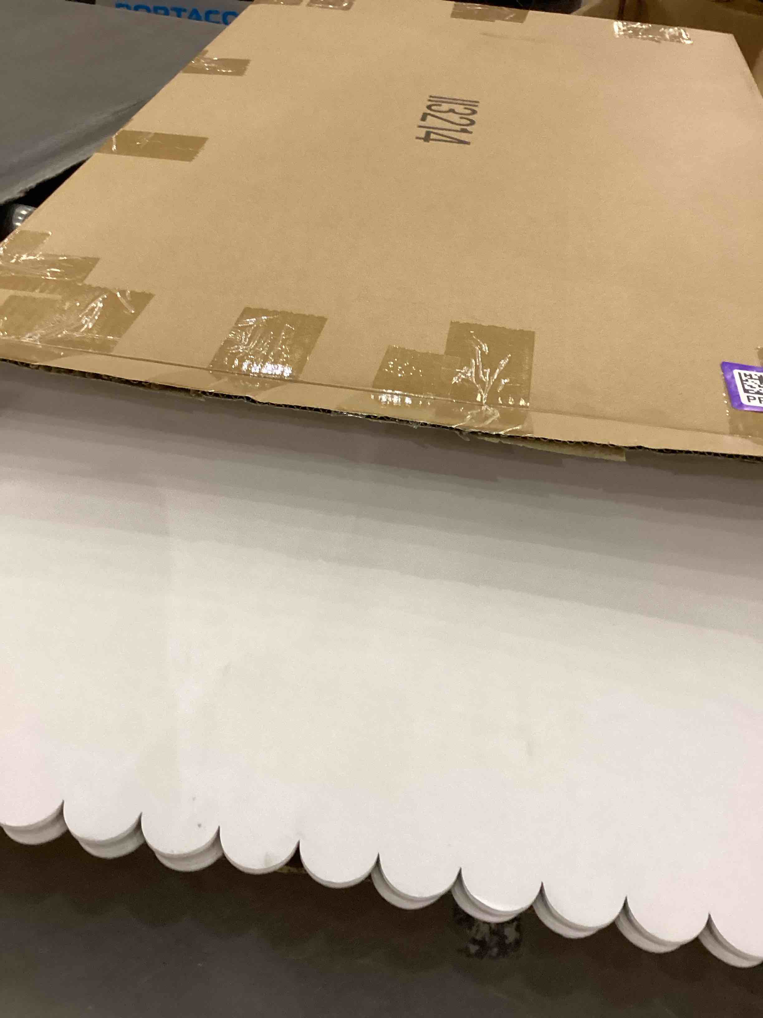 https://s3.amazonaws.com/lotting-images-prod/bidfta/PPE2554384_1753275194013.jpeg