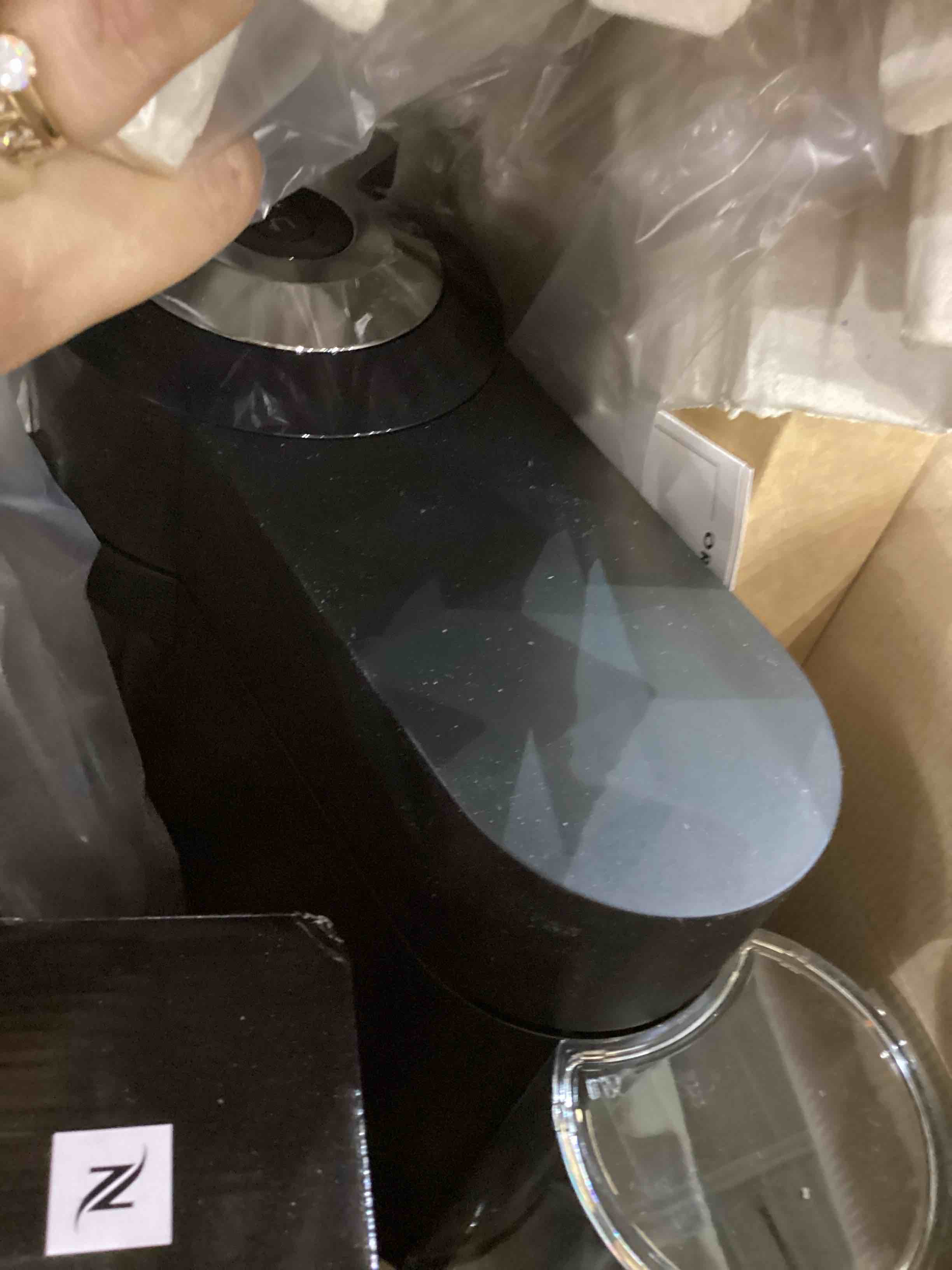 https://s3.amazonaws.com/lotting-images-prod/bidfta/PPE2554511_1753275636770.jpeg