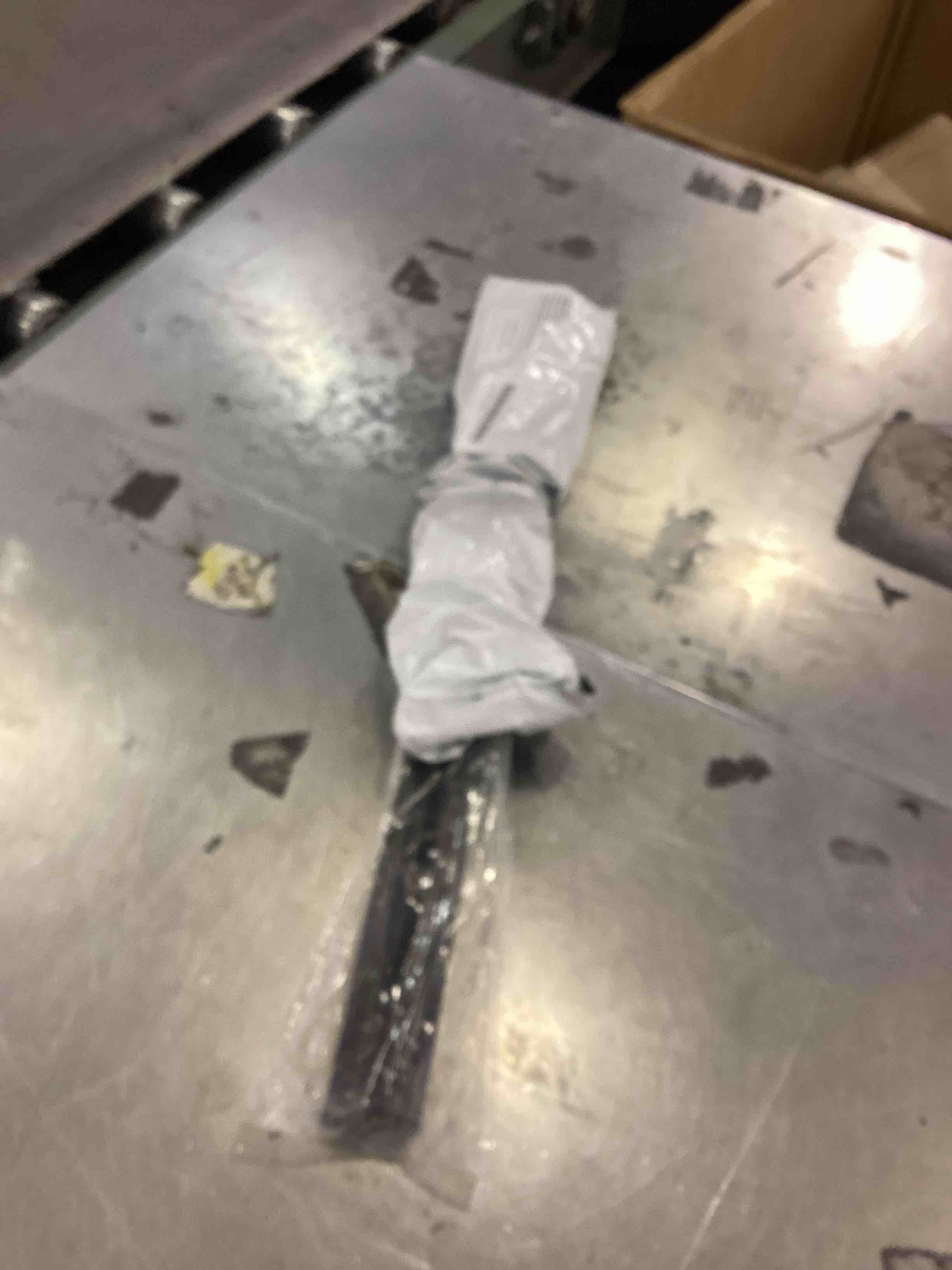 https://s3.amazonaws.com/lotting-images-prod/bidfta/PPE2554620_1753287636130.jpeg