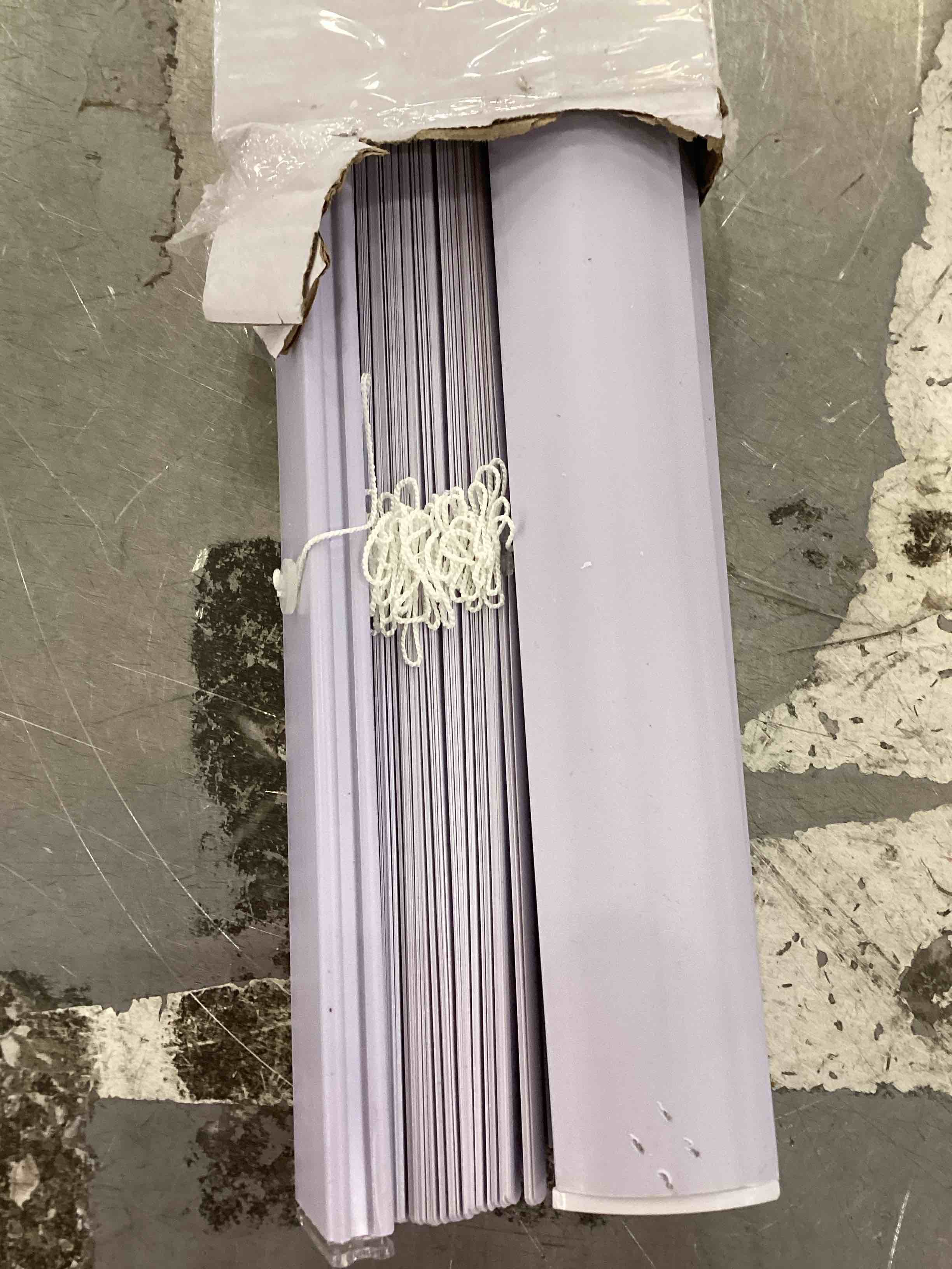 https://s3.amazonaws.com/lotting-images-prod/bidfta/PPE2554677_1753280610601.jpeg