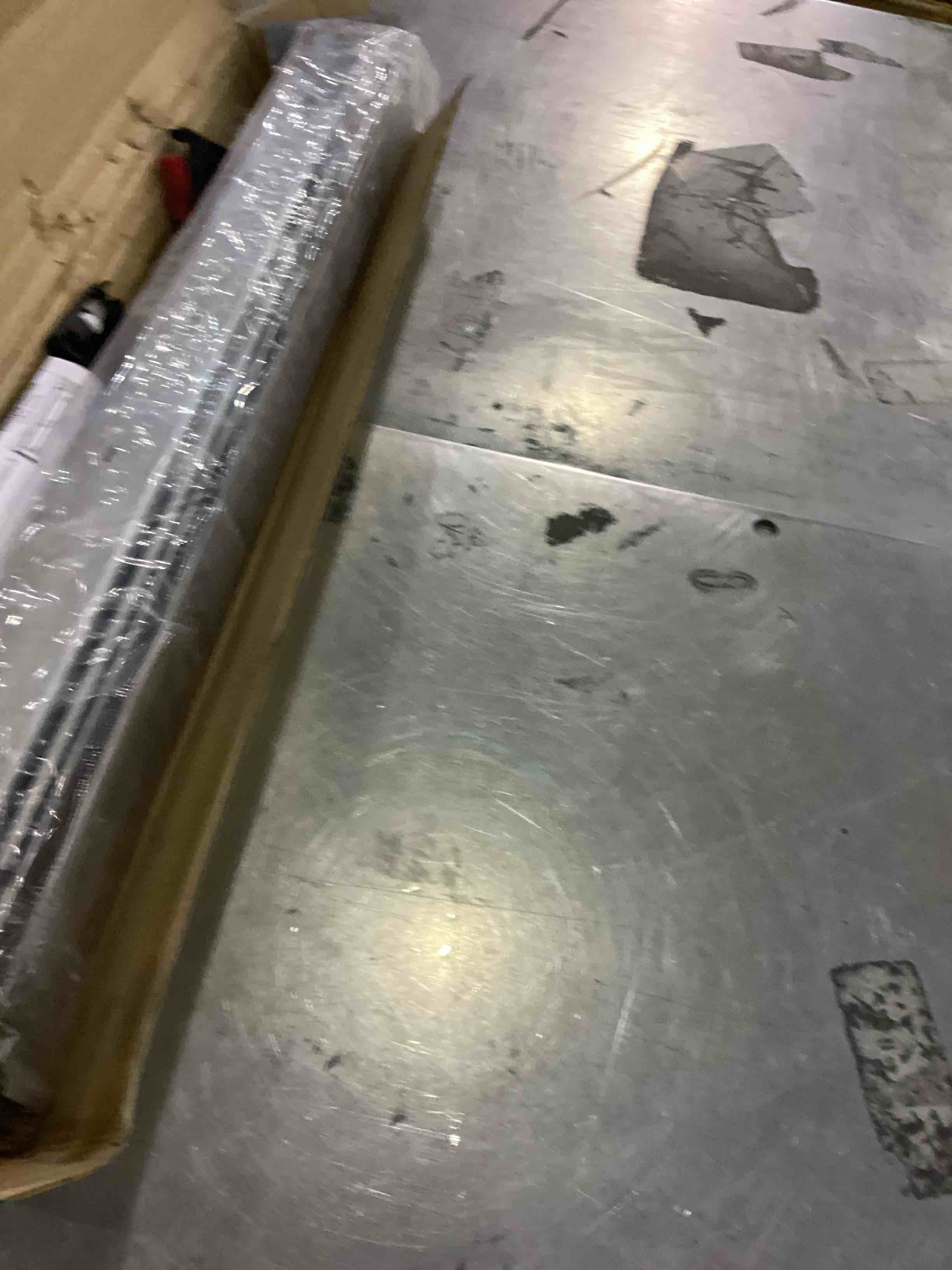 https://s3.amazonaws.com/lotting-images-prod/bidfta/PPE2555016_1753352937141.jpeg
