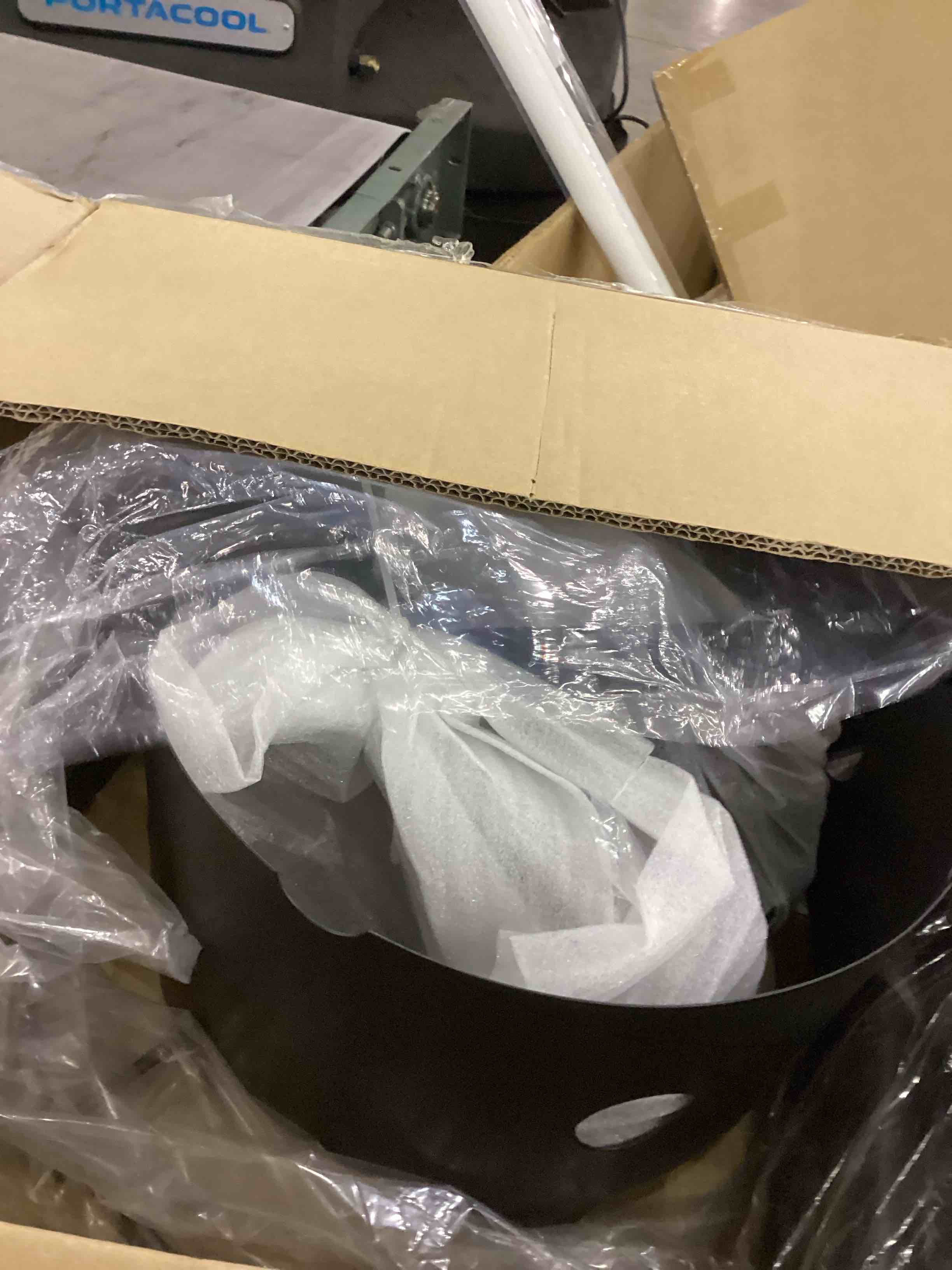 https://s3.amazonaws.com/lotting-images-prod/bidfta/PPE2555085_1753355283630.jpeg