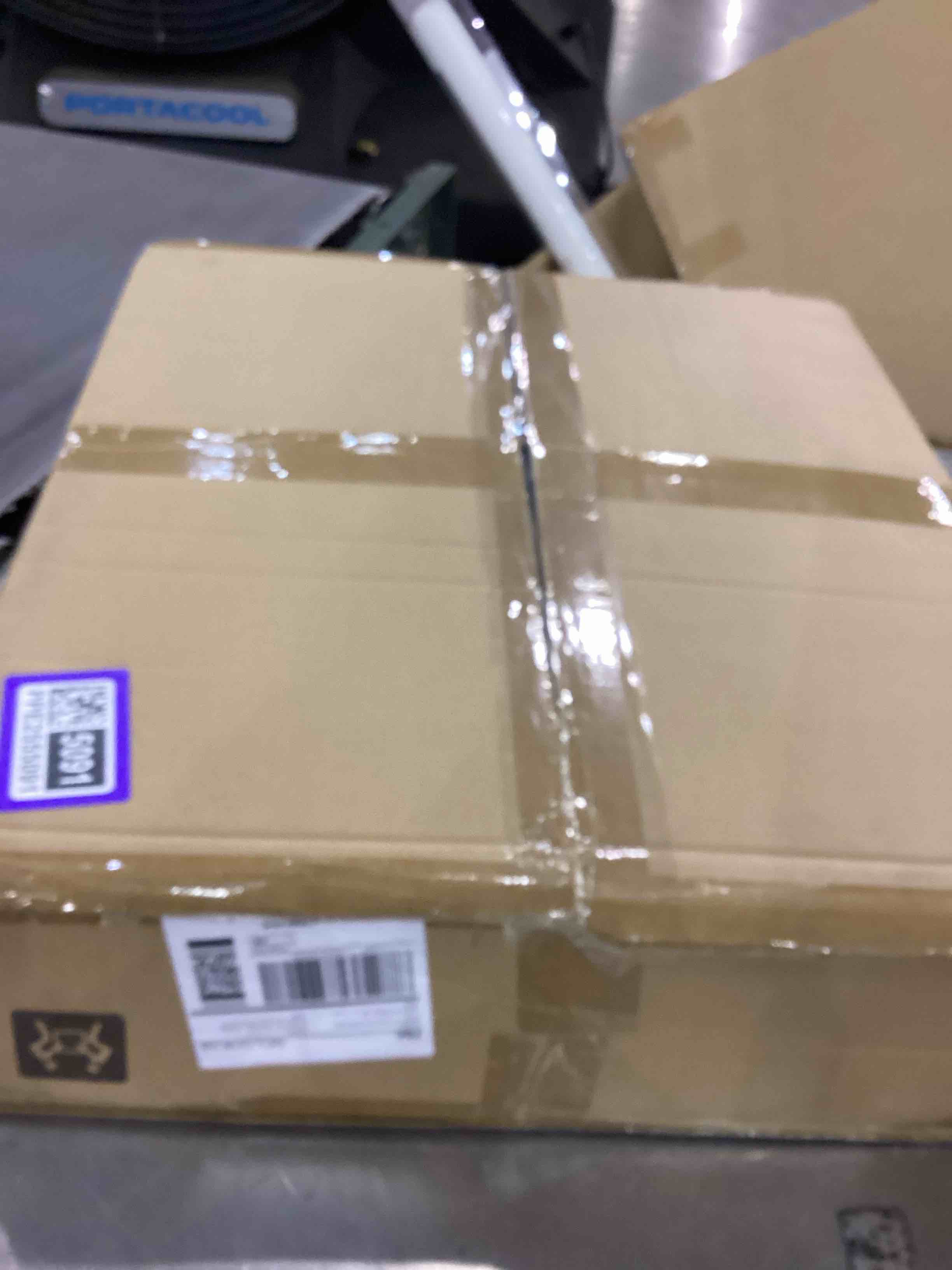 https://s3.amazonaws.com/lotting-images-prod/bidfta/PPE2555091_1753354126116.jpeg
