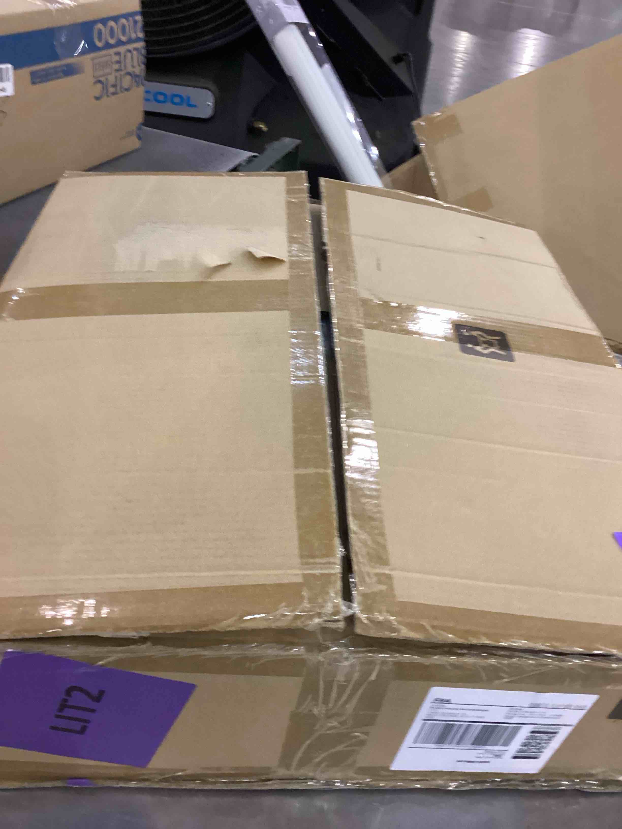 https://s3.amazonaws.com/lotting-images-prod/bidfta/PPE2555098_1753354436799.jpeg