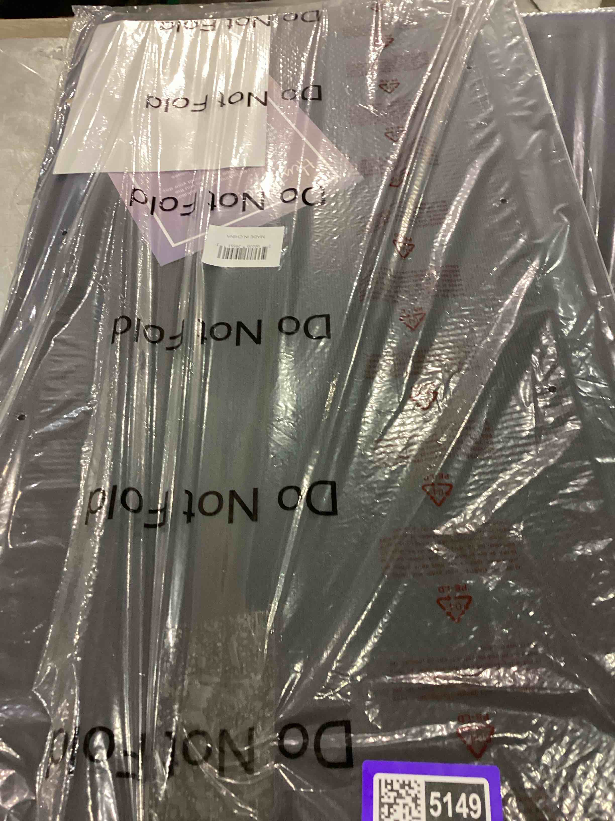 https://s3.amazonaws.com/lotting-images-prod/bidfta/PPE2555147_1753353872139.jpeg