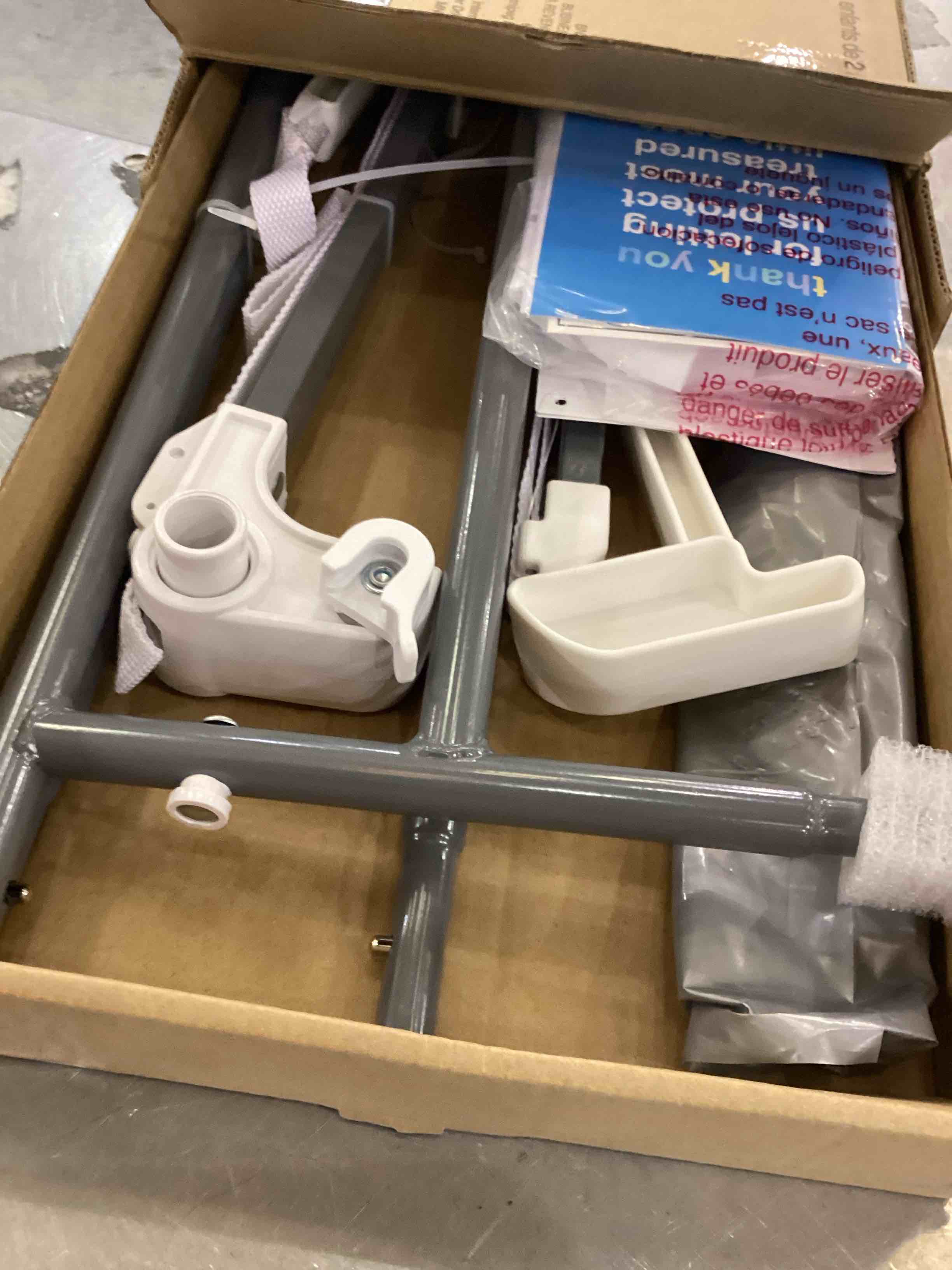 https://s3.amazonaws.com/lotting-images-prod/bidfta/PPE2555255_1753367515427.jpeg