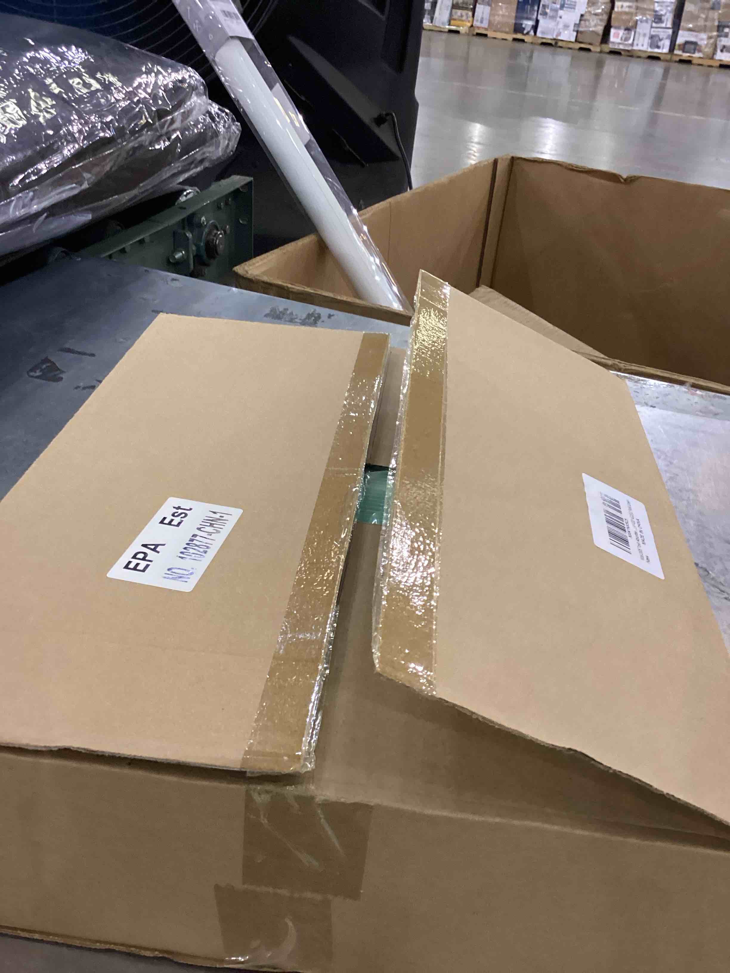 https://s3.amazonaws.com/lotting-images-prod/bidfta/PPE2555267_1753365609960.jpeg