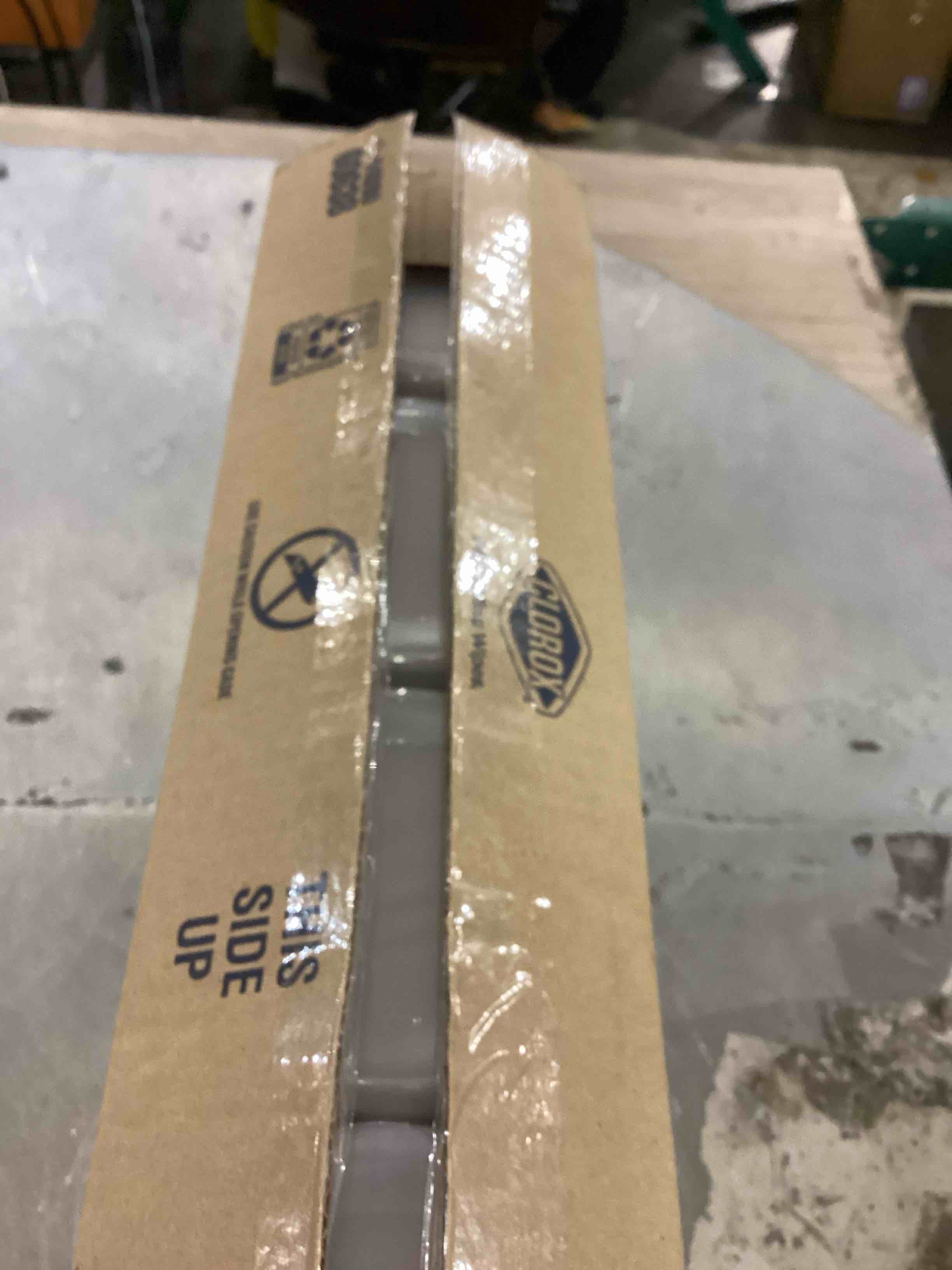 https://s3.amazonaws.com/lotting-images-prod/bidfta/PPE2555349_1753361103853.jpeg