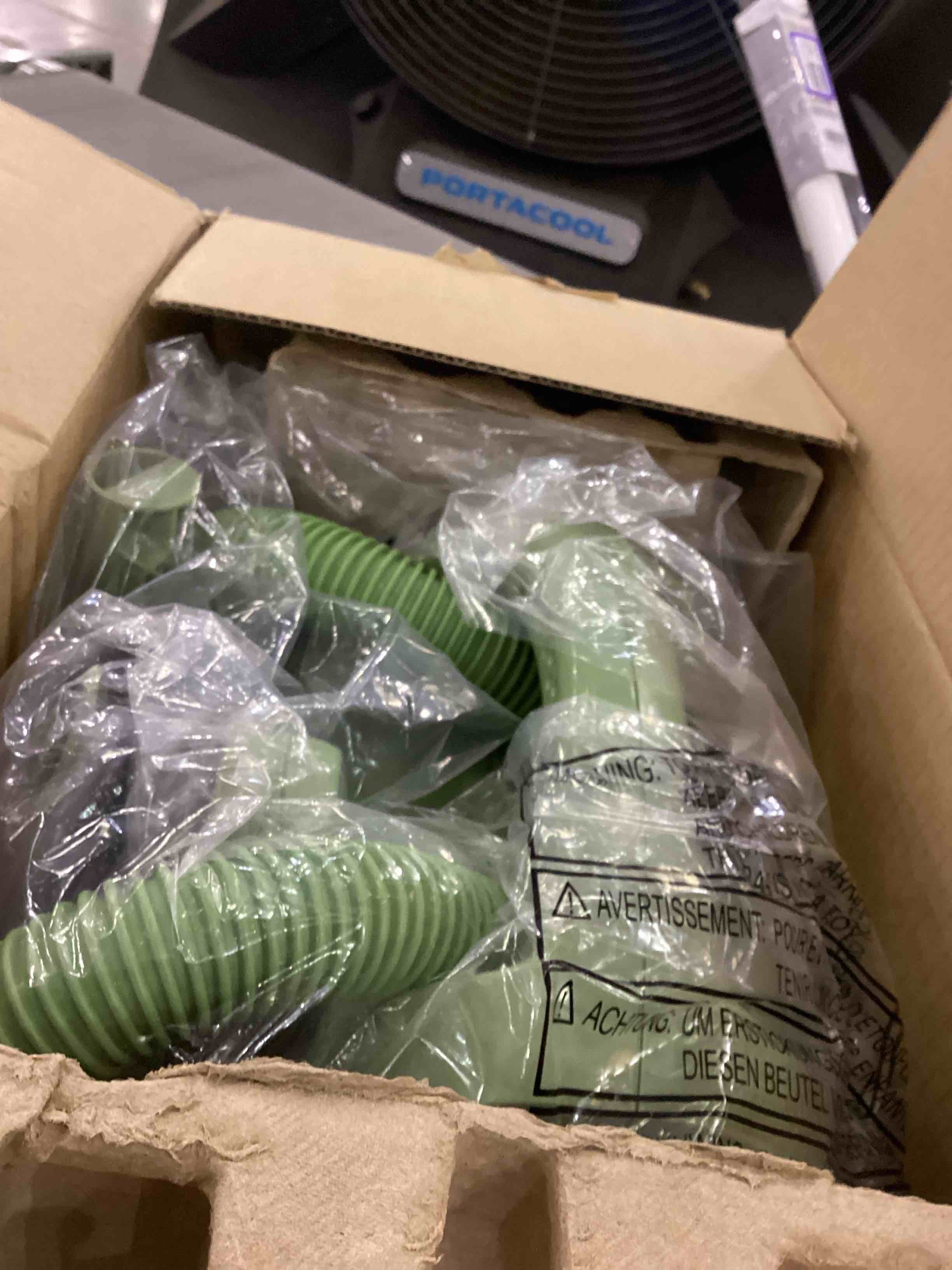 https://s3.amazonaws.com/lotting-images-prod/bidfta/PPE2555441_1753363257244.jpeg