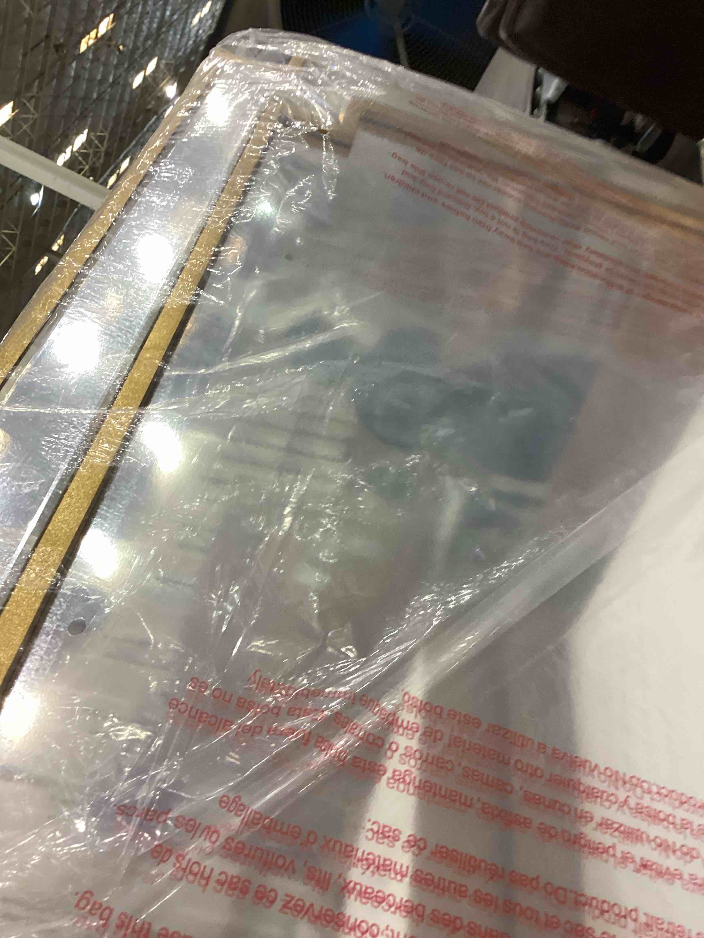 https://s3.amazonaws.com/lotting-images-prod/bidfta/PPE2555605_1753366741352.jpeg