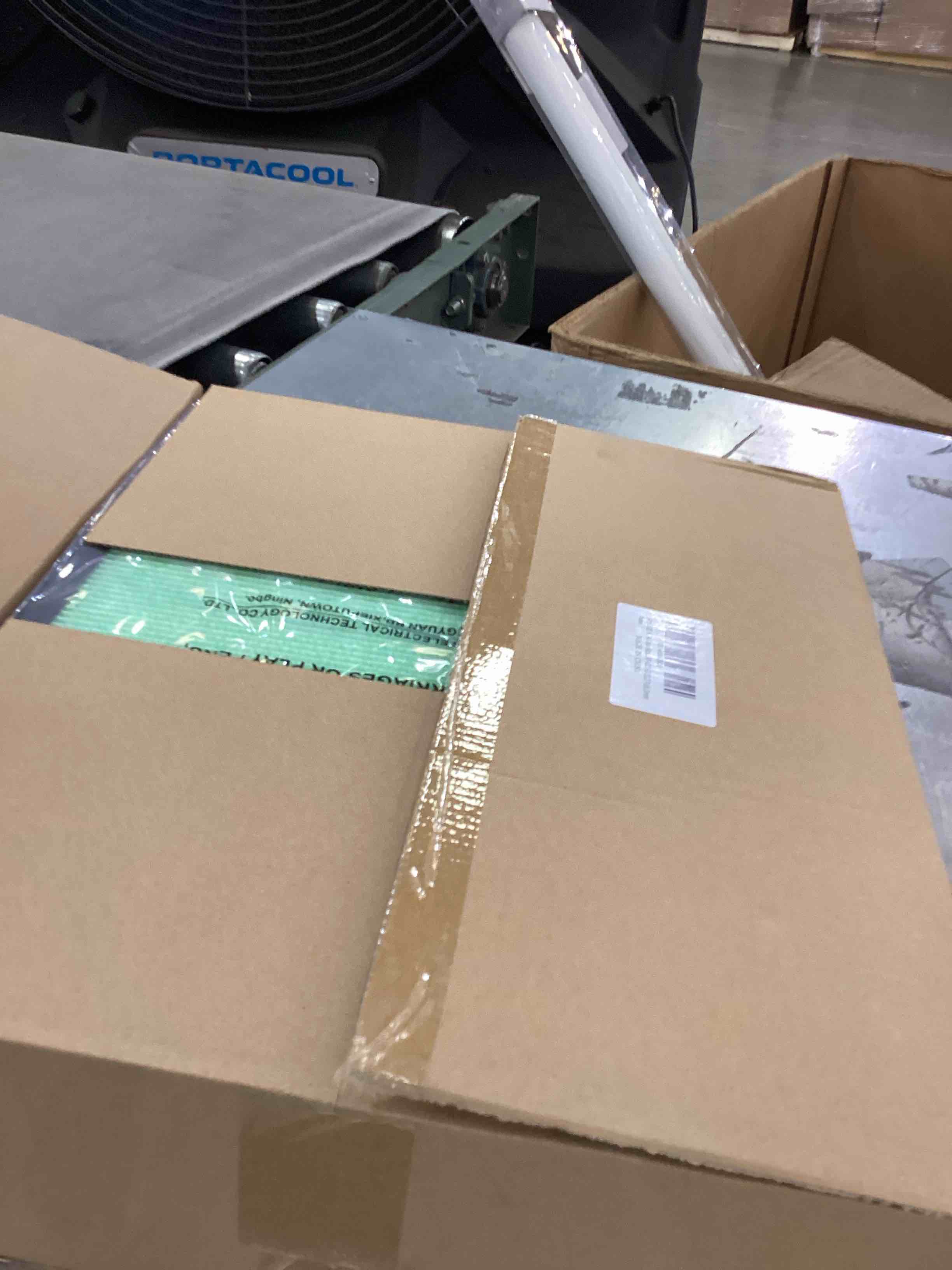 https://s3.amazonaws.com/lotting-images-prod/bidfta/PPE2555740_1753377617304.jpeg