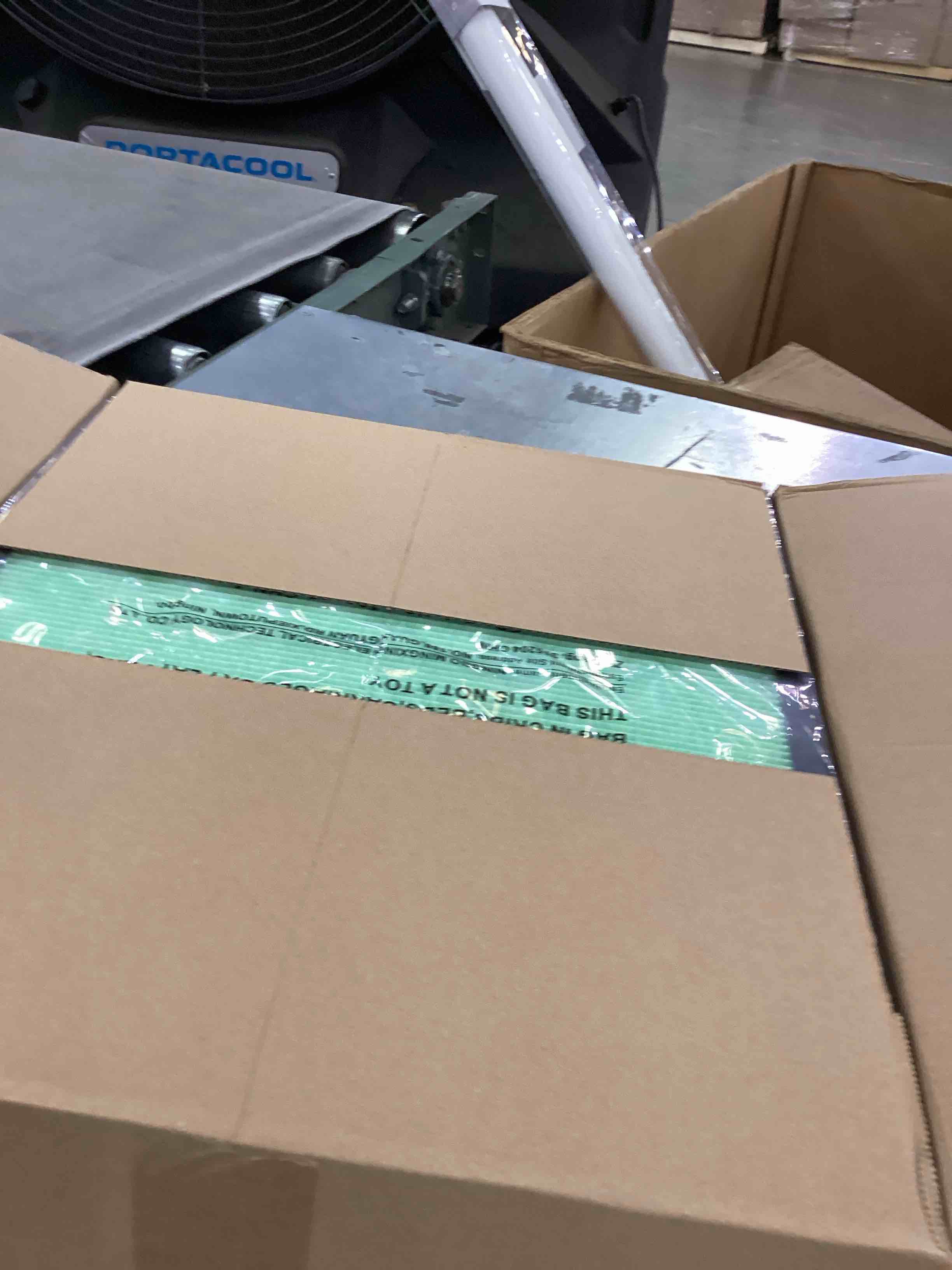https://s3.amazonaws.com/lotting-images-prod/bidfta/PPE2555740_1753377621277.jpeg