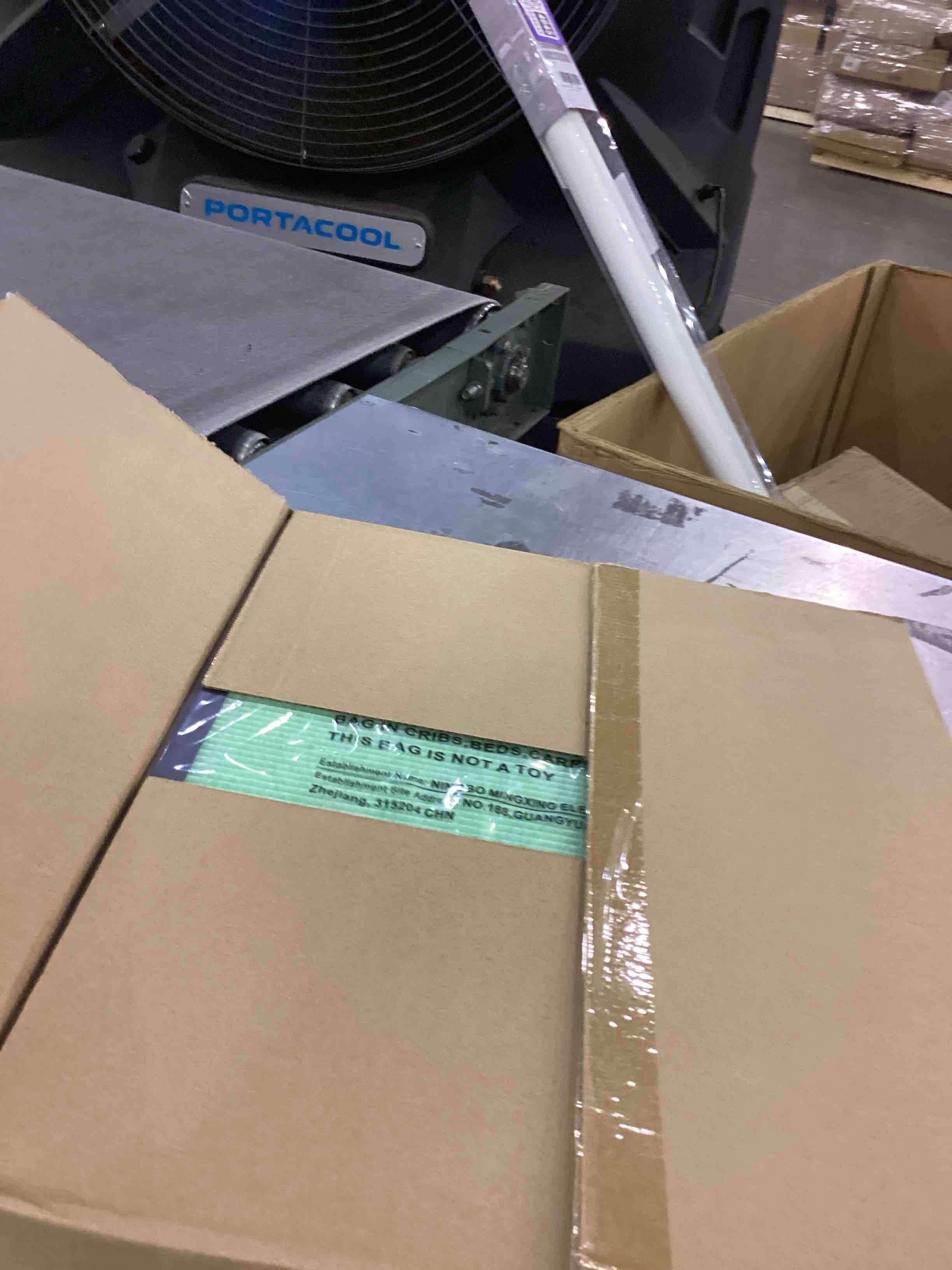 https://s3.amazonaws.com/lotting-images-prod/bidfta/PPE2555745_1753438546721.jpeg
