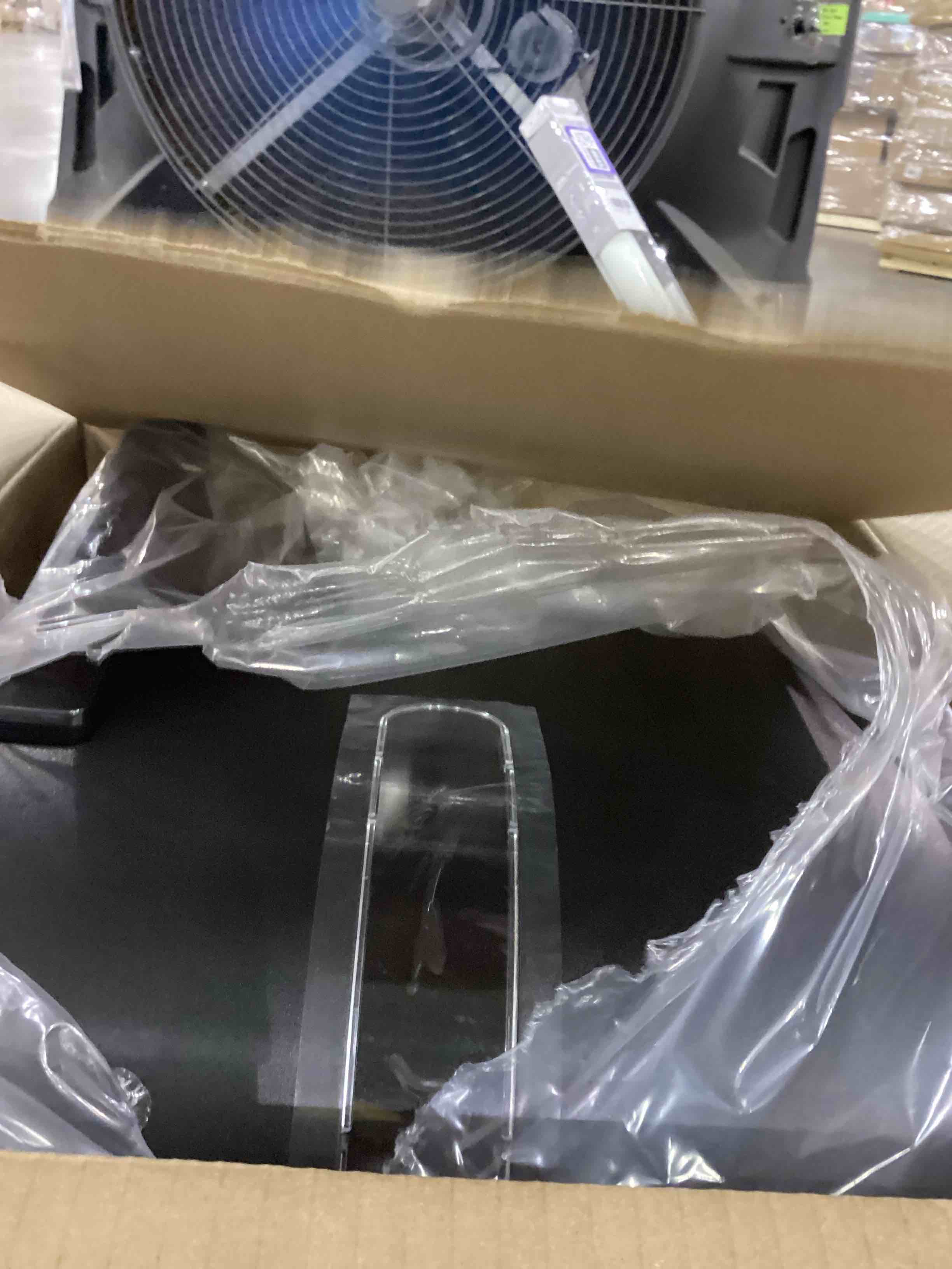 https://s3.amazonaws.com/lotting-images-prod/bidfta/PPE2555892_1753438501231.jpeg