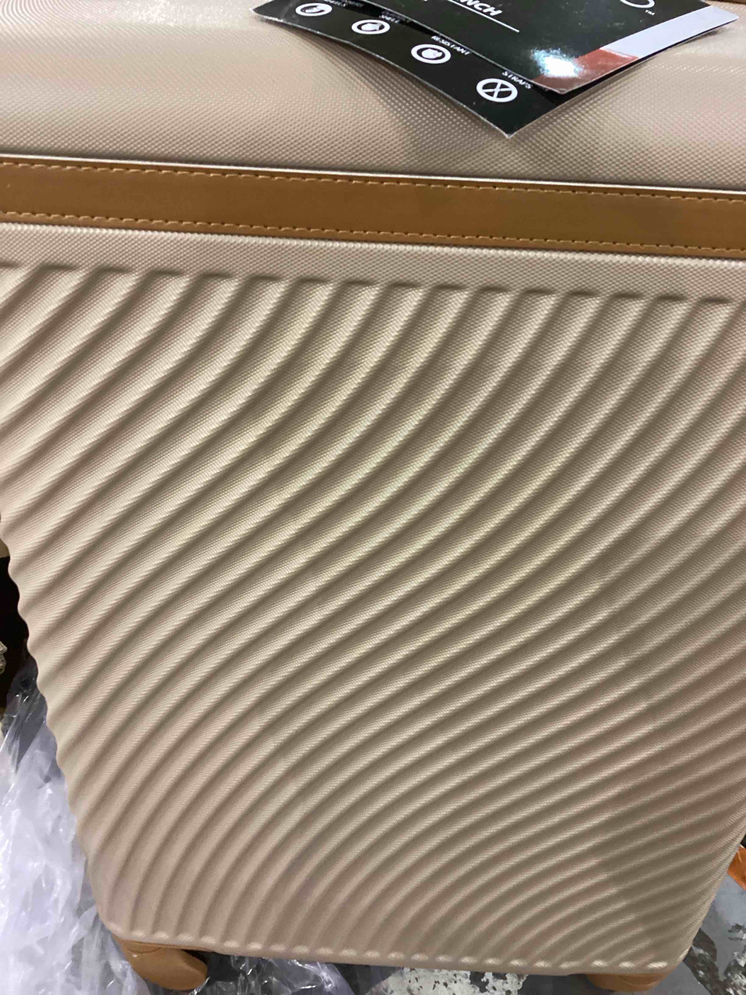 https://s3.amazonaws.com/lotting-images-prod/bidfta/PPE2556031_1753438166740.jpeg