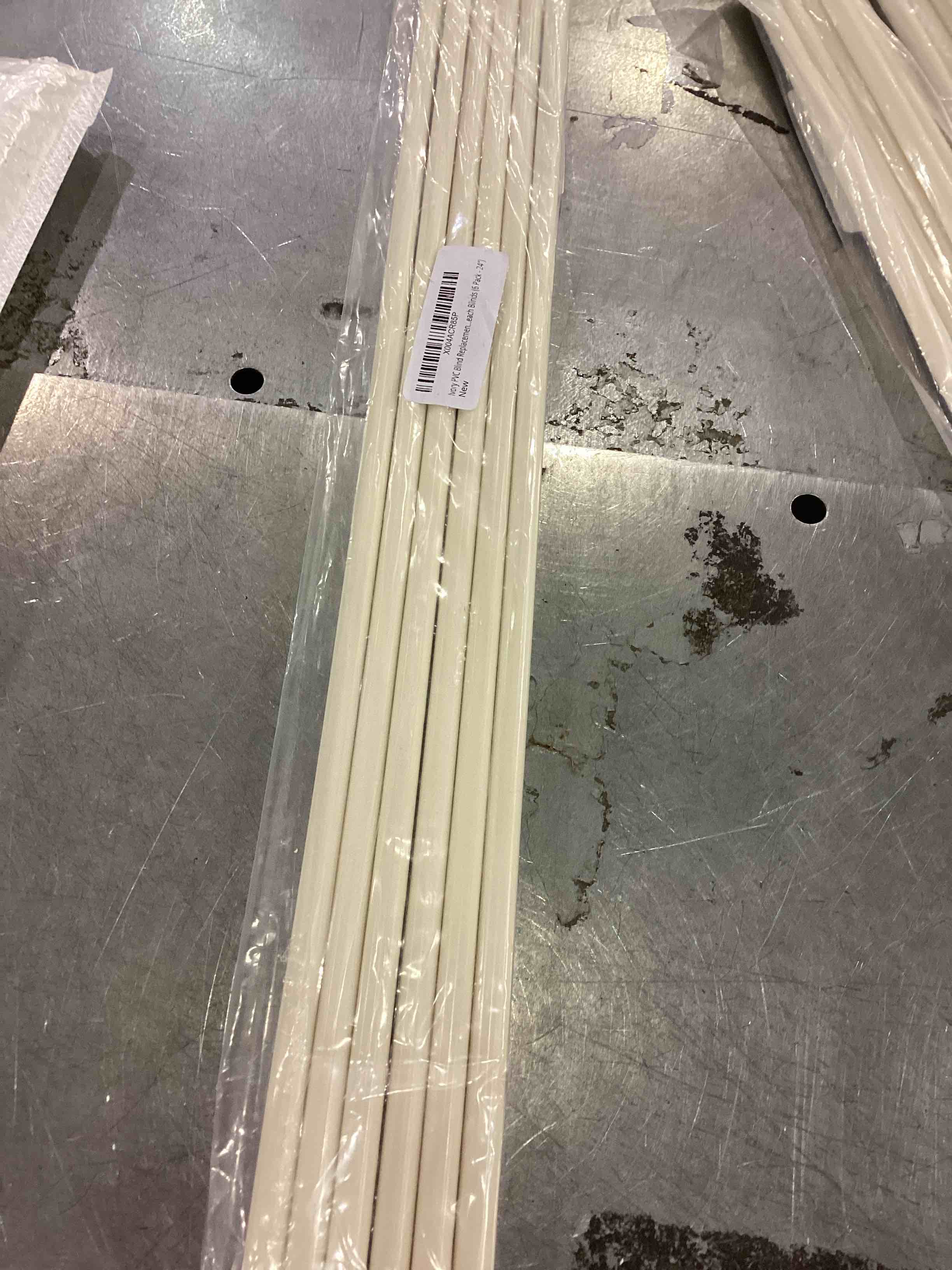 https://s3.amazonaws.com/lotting-images-prod/bidfta/PPE2556039_1753438512372.jpeg