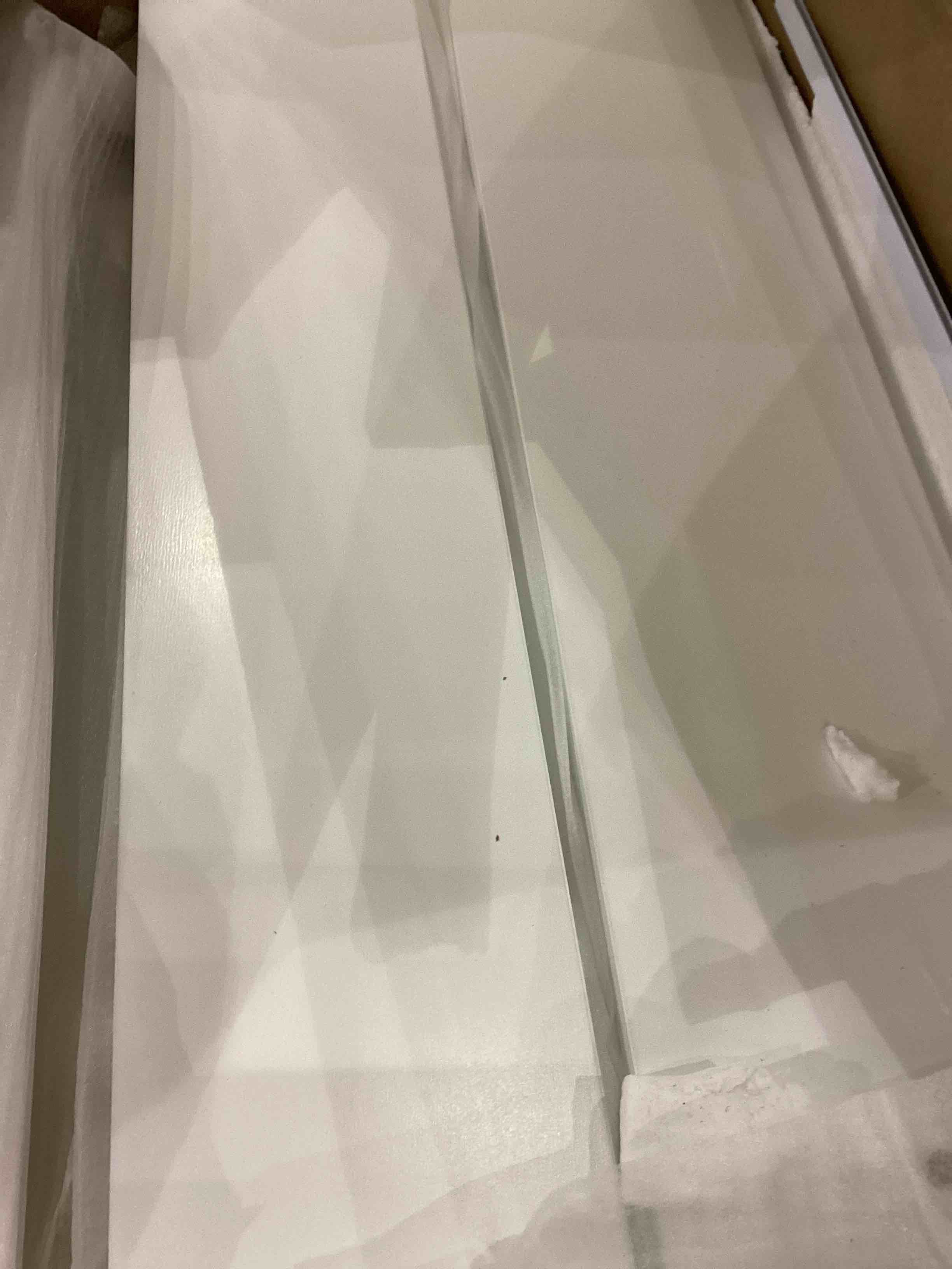 https://s3.amazonaws.com/lotting-images-prod/bidfta/PPE2556123_1753441102358.jpeg