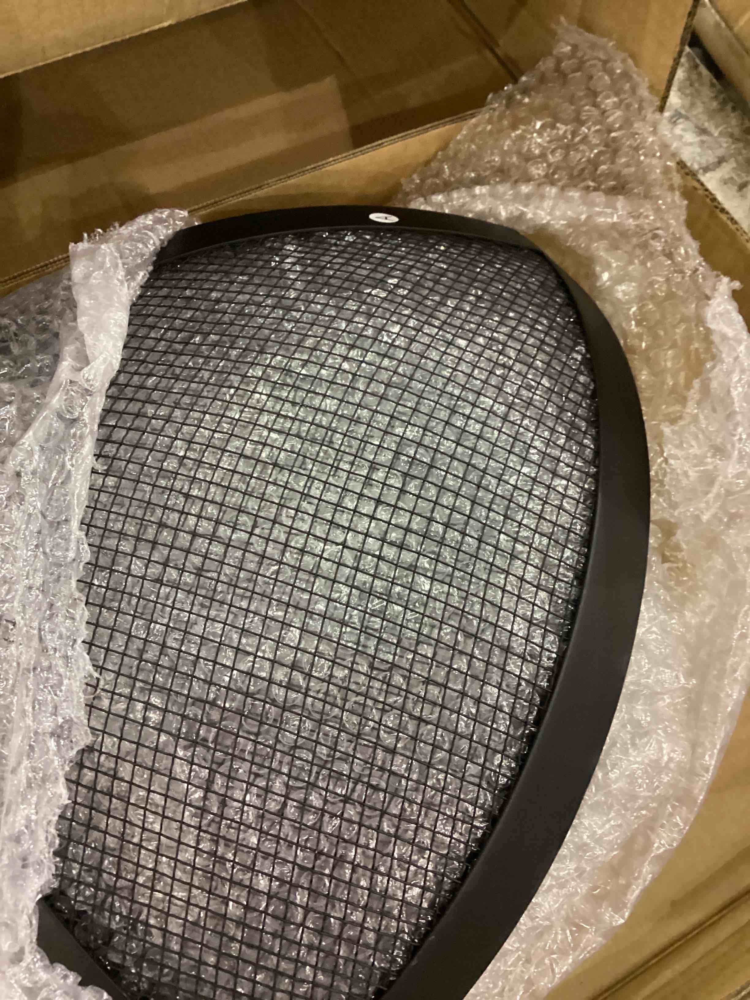 https://s3.amazonaws.com/lotting-images-prod/bidfta/PPE2556270_1753444217837.jpeg