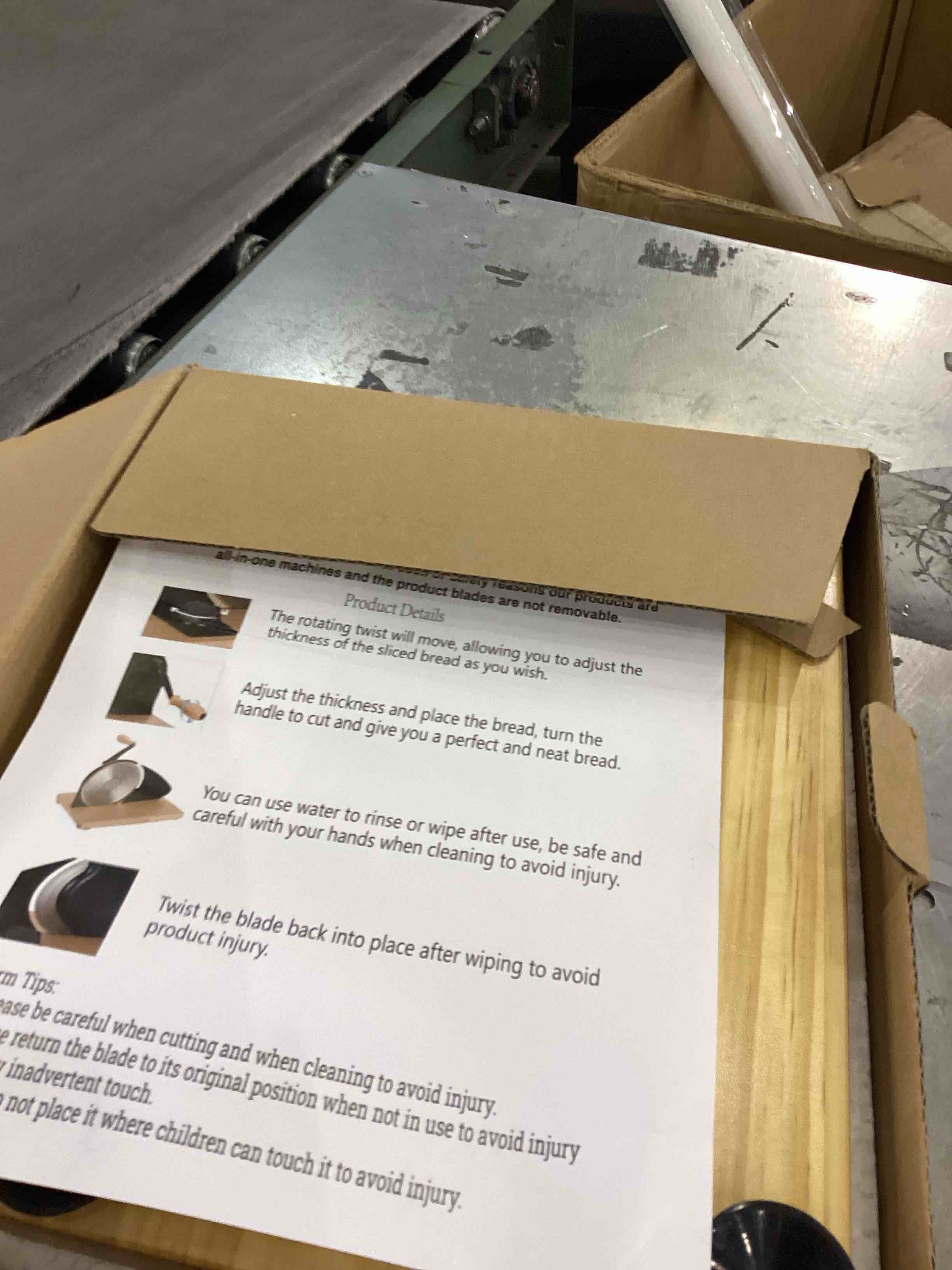 https://s3.amazonaws.com/lotting-images-prod/bidfta/PPE2556332_1753451856626.jpeg