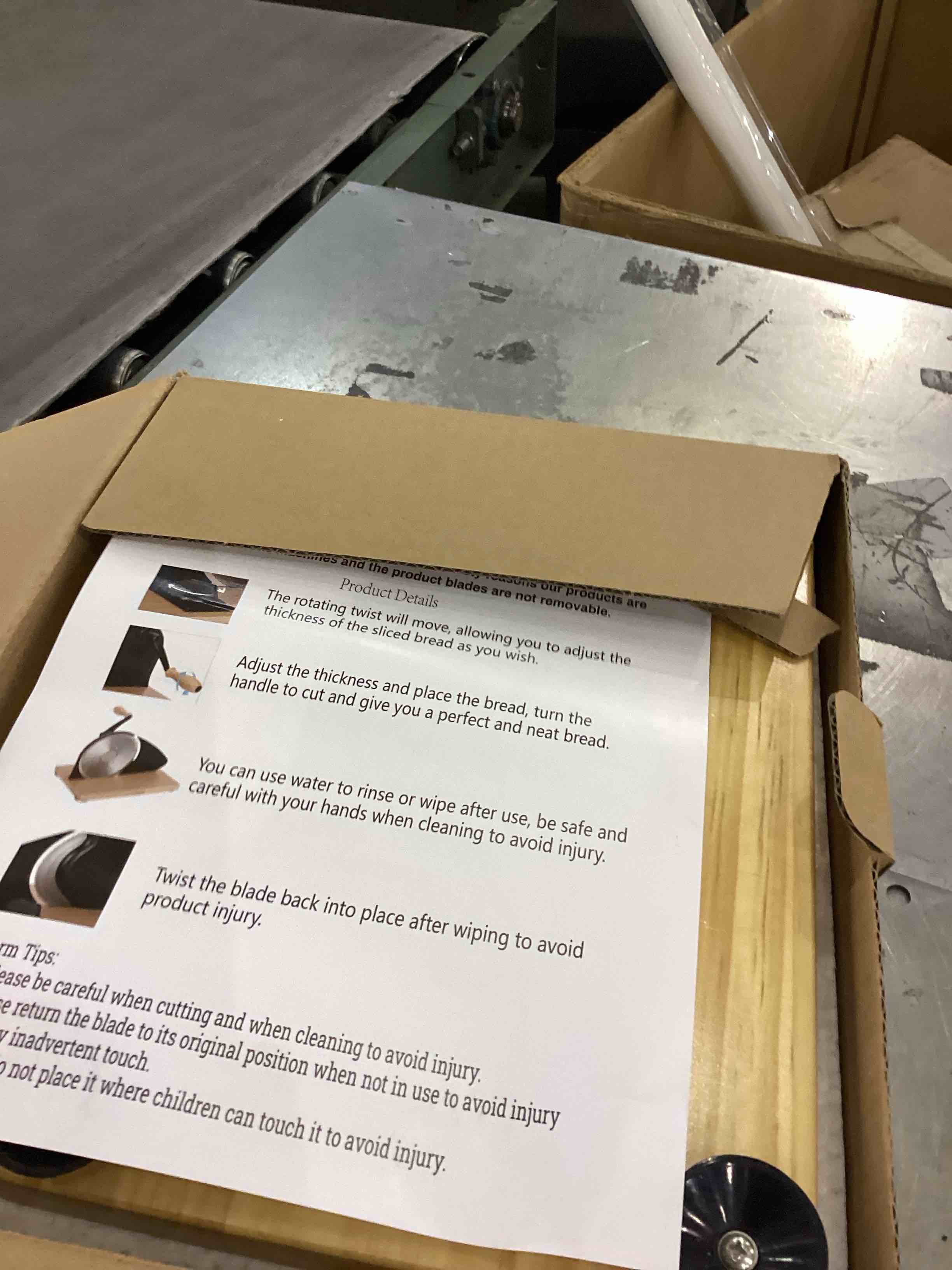 https://s3.amazonaws.com/lotting-images-prod/bidfta/PPE2556332_1753451857567.jpeg