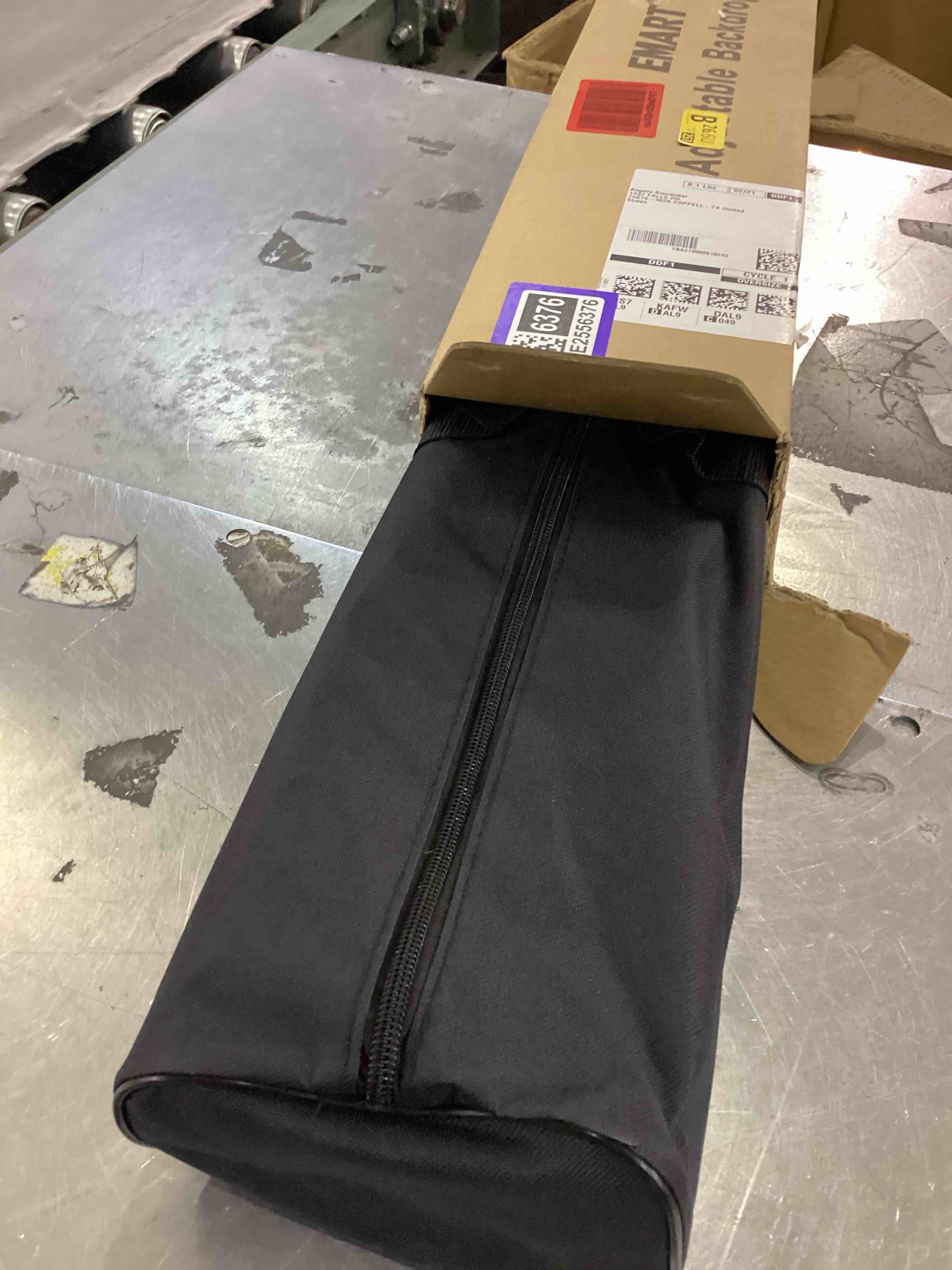 https://s3.amazonaws.com/lotting-images-prod/bidfta/PPE2556376_1753449432054.jpeg