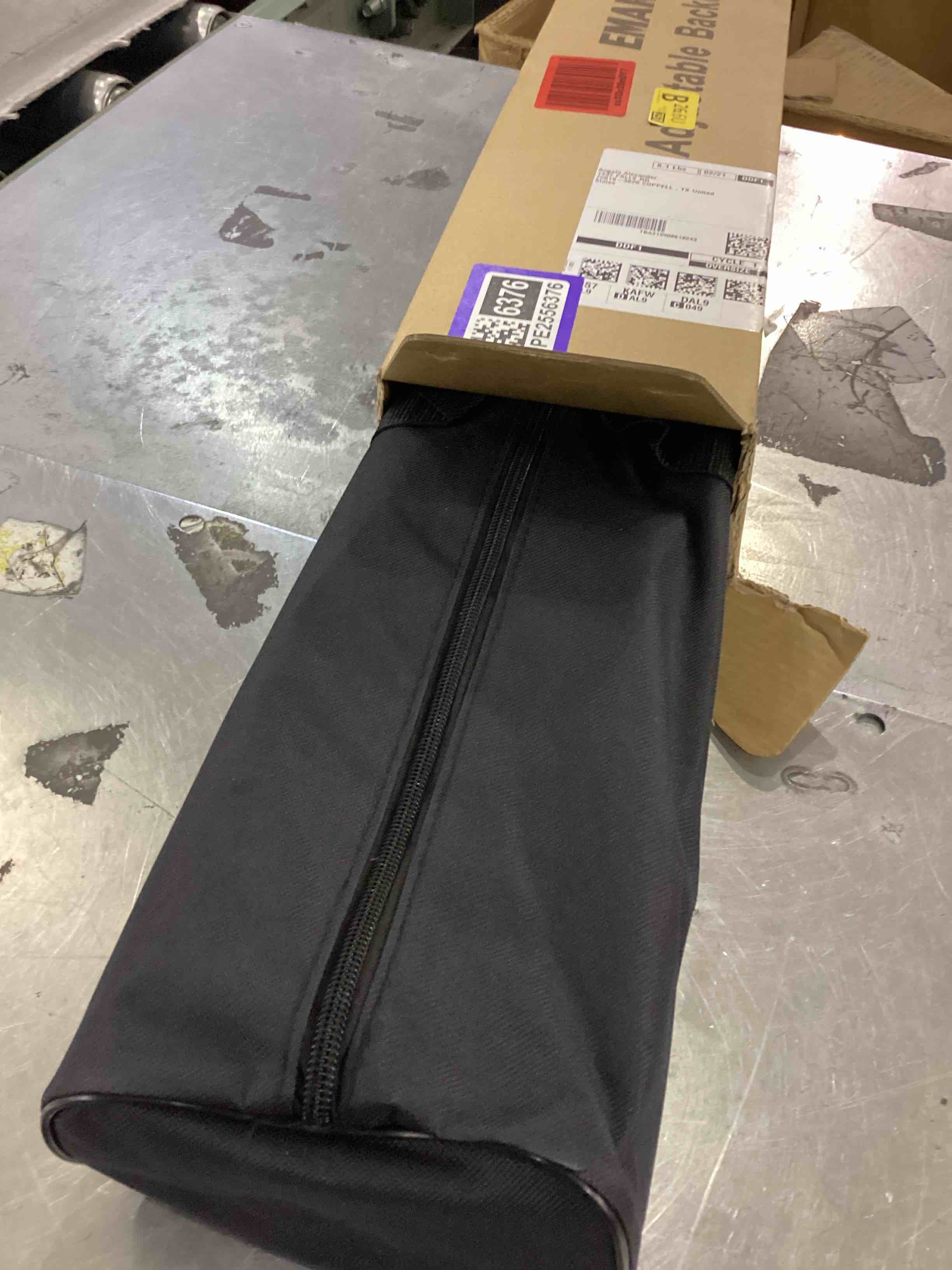 https://s3.amazonaws.com/lotting-images-prod/bidfta/PPE2556376_1753449433409.jpeg