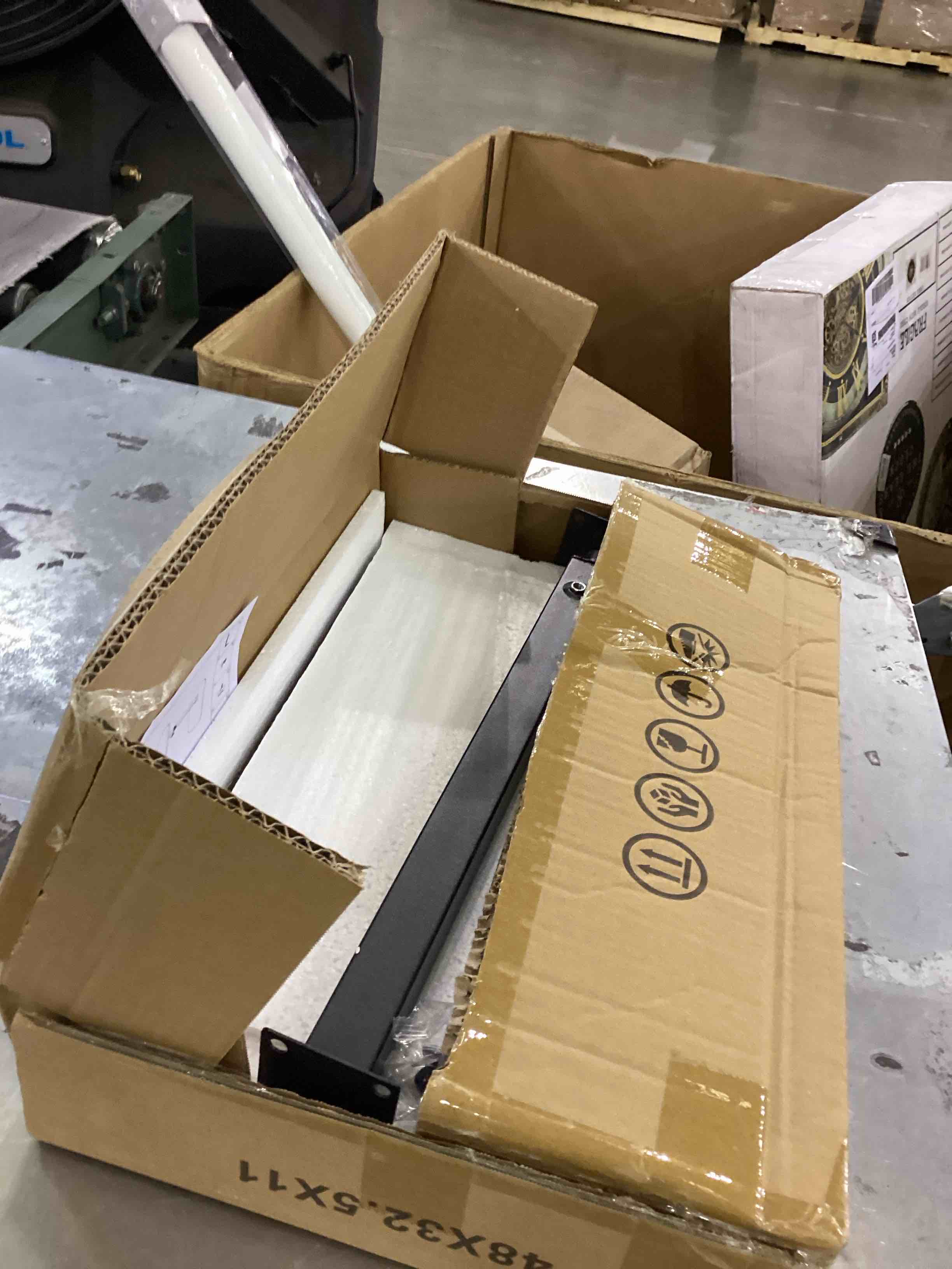 https://s3.amazonaws.com/lotting-images-prod/bidfta/PPE2556521_1753455048823.jpeg