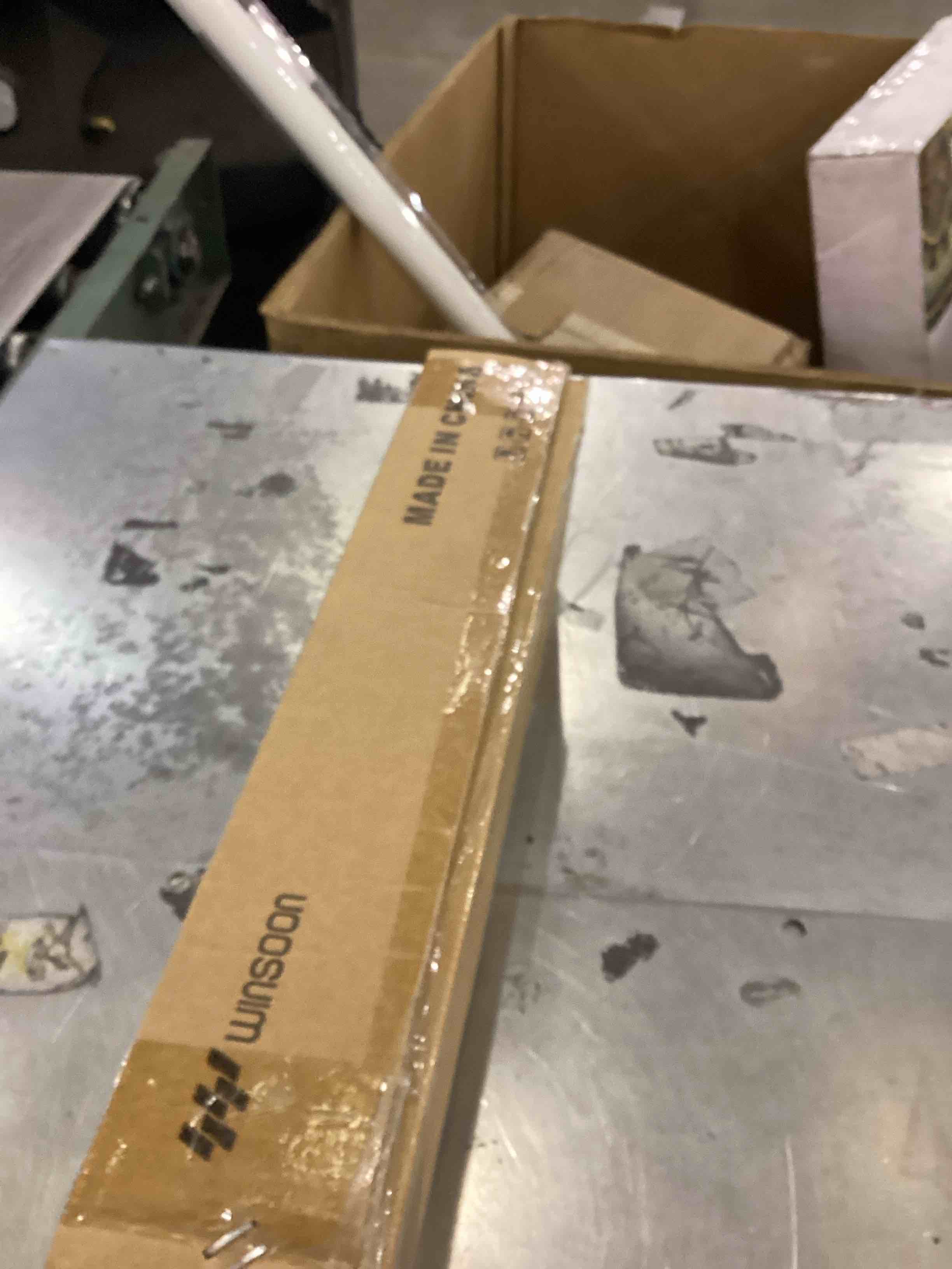 https://s3.amazonaws.com/lotting-images-prod/bidfta/PPE2556525_1753455215190.jpeg