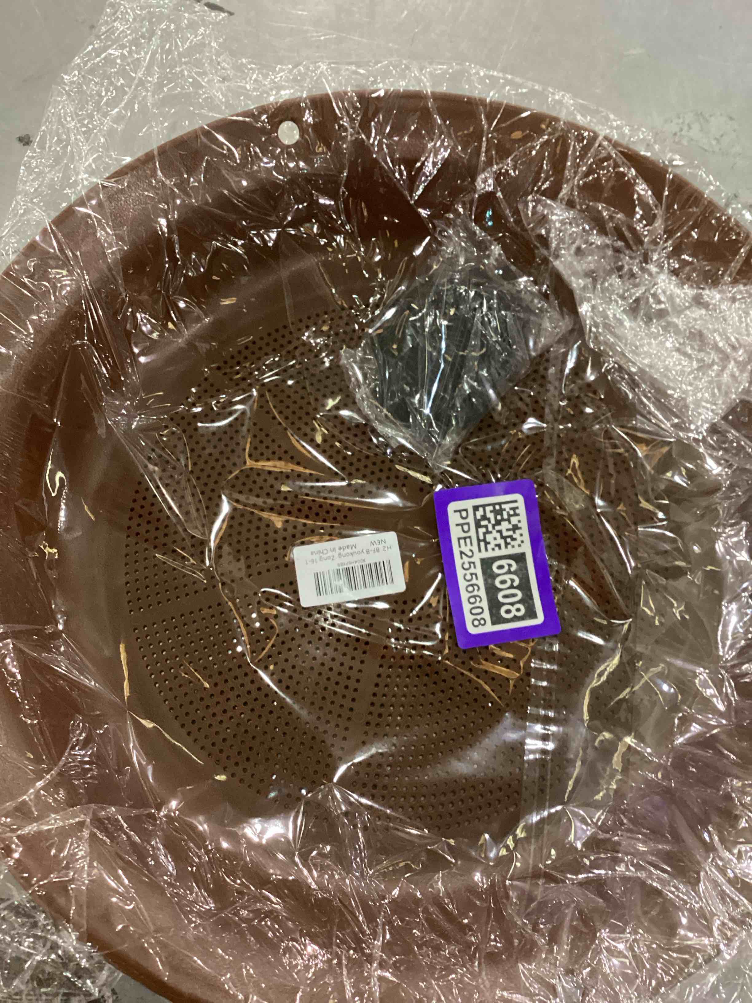 https://s3.amazonaws.com/lotting-images-prod/bidfta/PPE2556600_1753454533363.jpeg